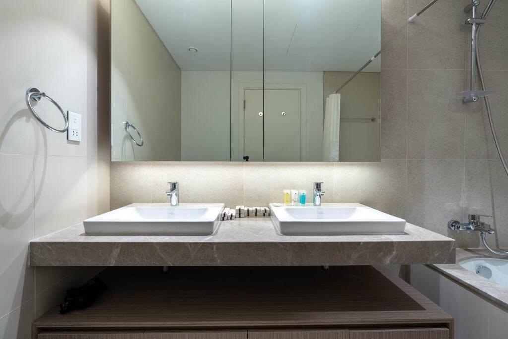 Apartment 2bdr Emaar The Grand - Sea View - Creek Harboor
