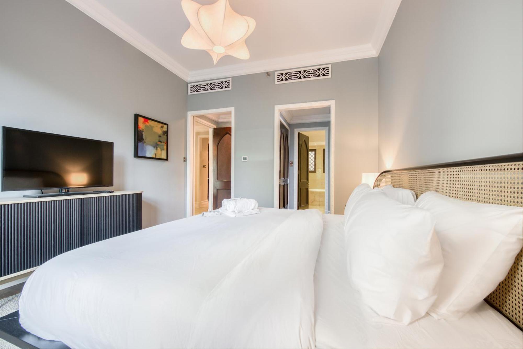 Apartment Tranquil Corner -souq Al Bahar,burj Khalifa View Dubai