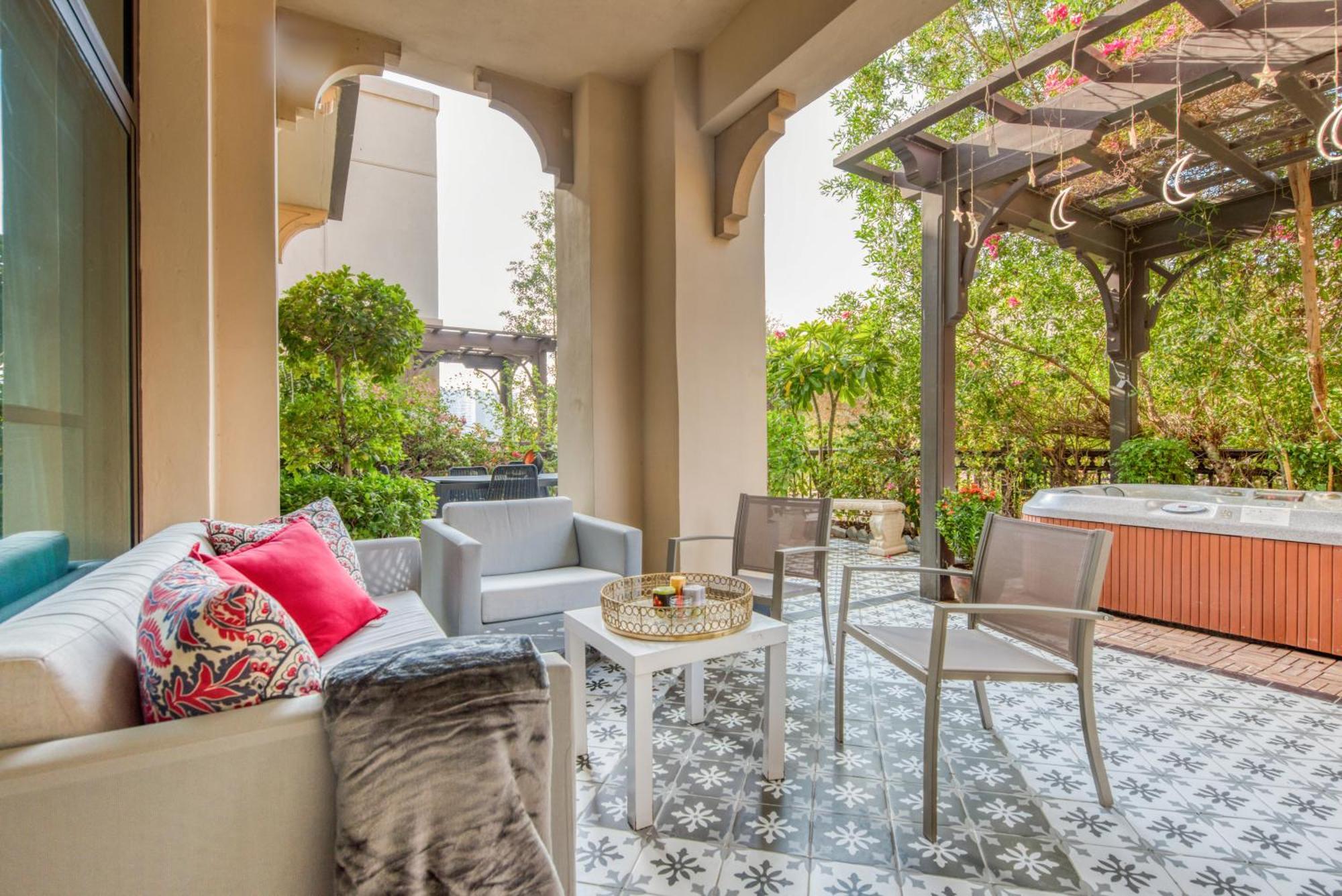 Tranquil Corner -souq Al Bahar,burj Khalifa View Apartment *