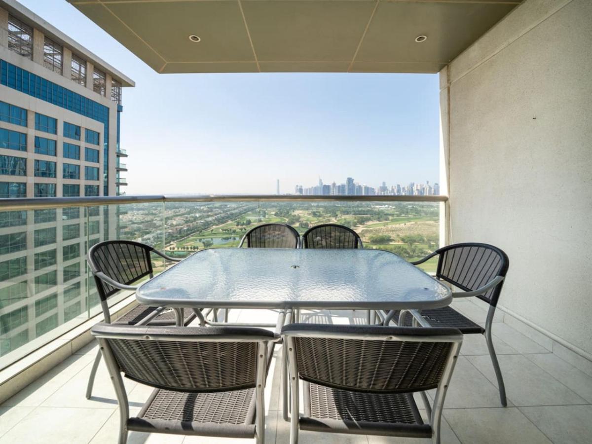 2 Bedroom Delight In The Greens * Dubai