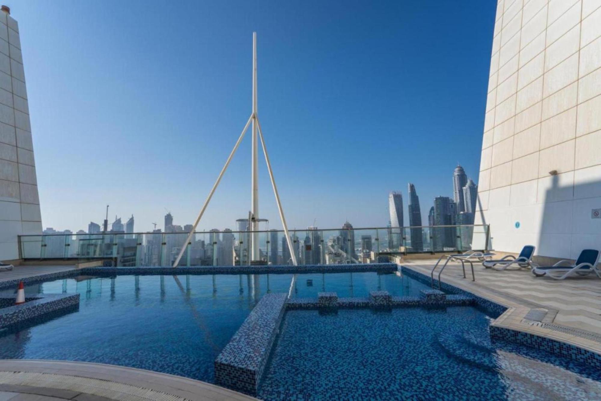 Click - Jlt - & Balcony Lakes View Entire -jn * Dubai