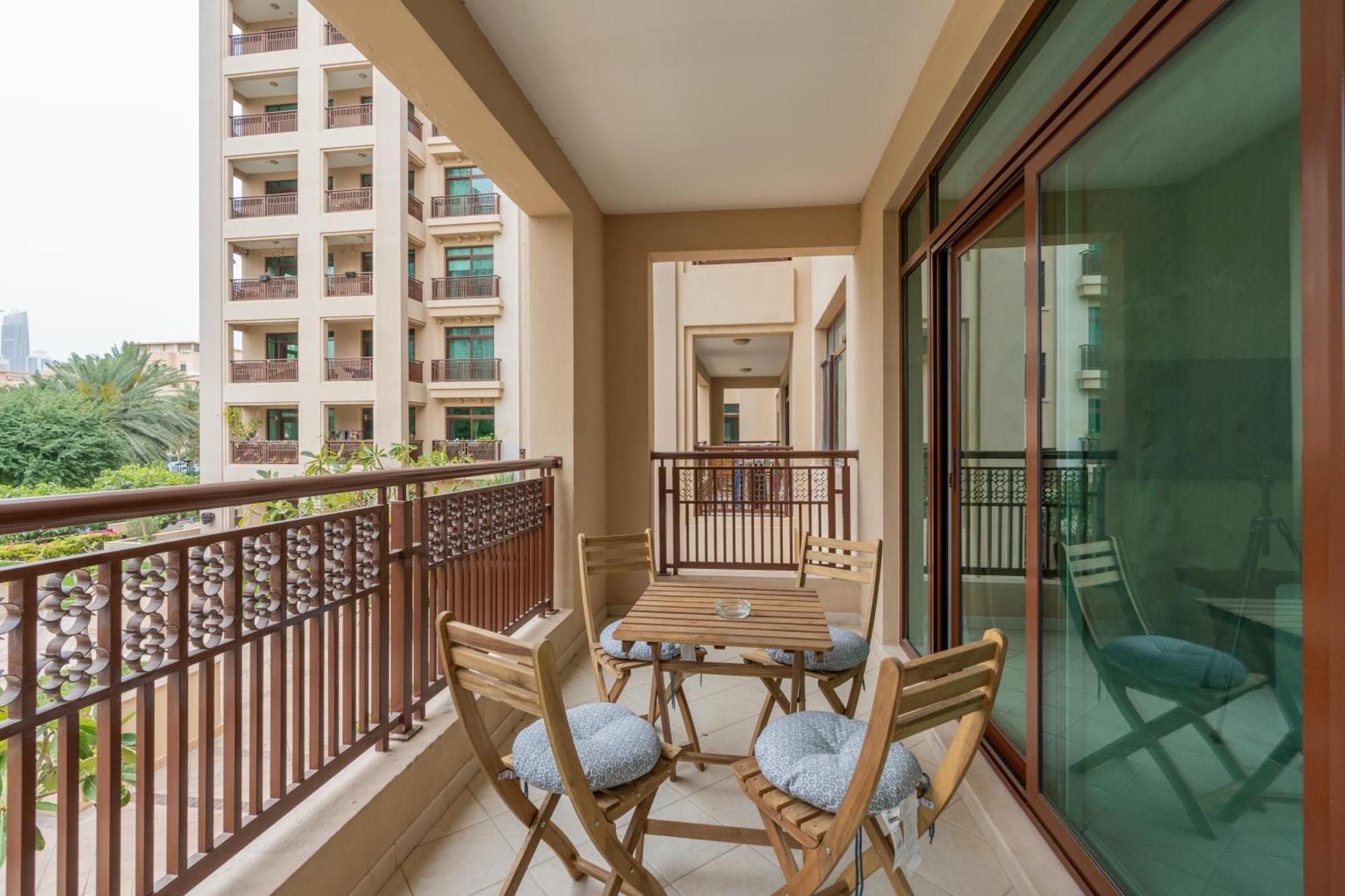 Apartment Lux I Turia Tower I & Garden View Dubai