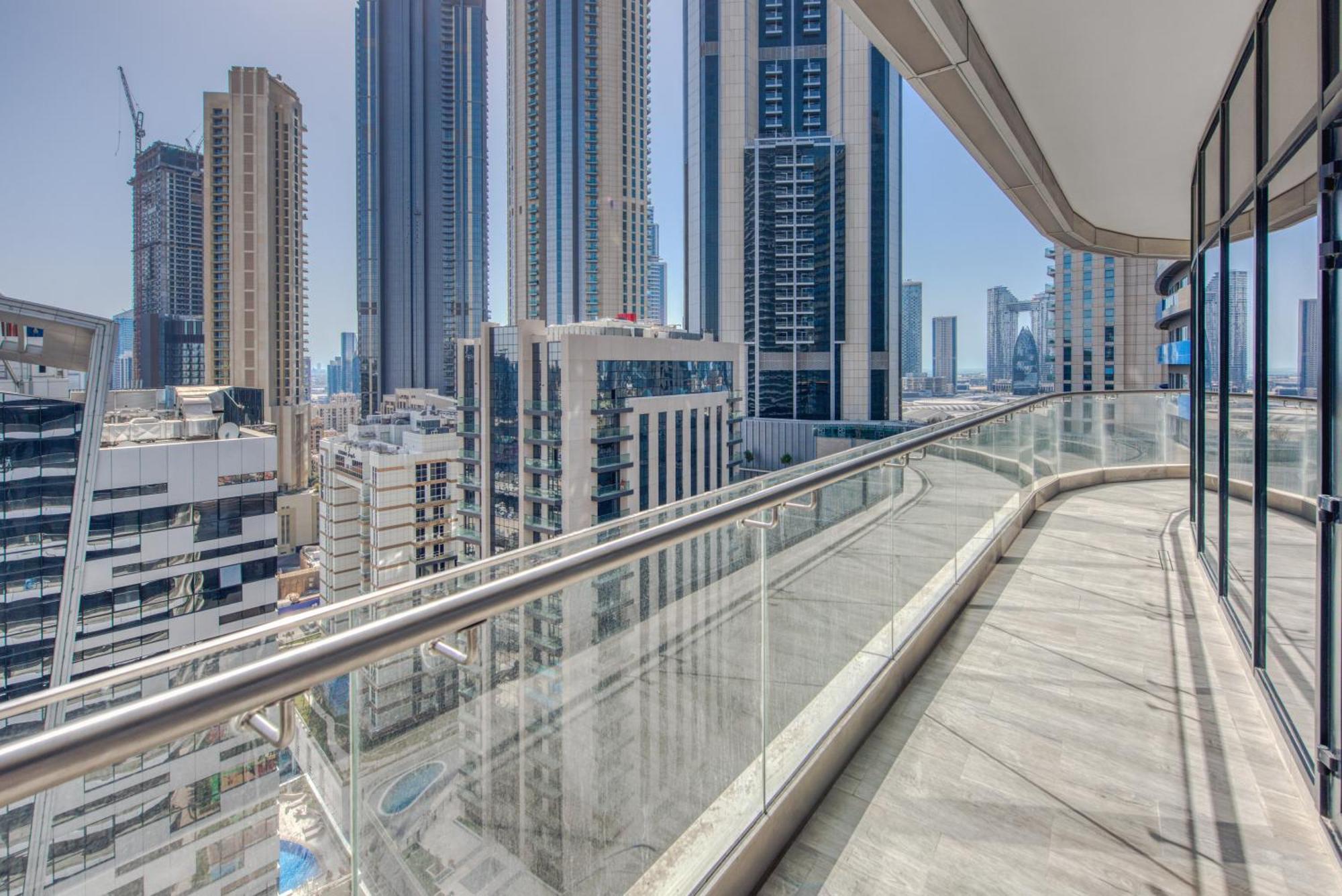 Apartment Rh- Downtown Delight, Chic 01br Near Mall & Burj Khalifa, Rp Heights Dubai