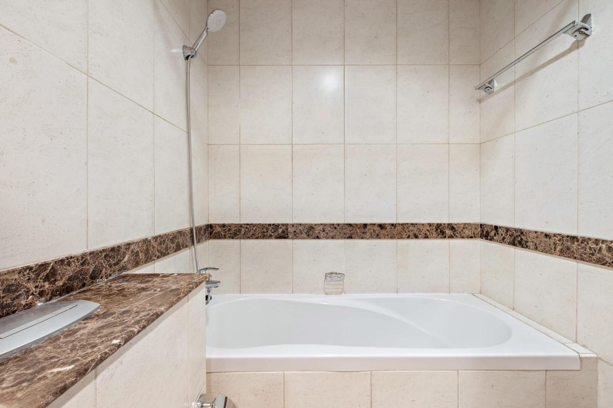 Apartment Silkhaus Luxury 1 Bdr With Metro Nearby *