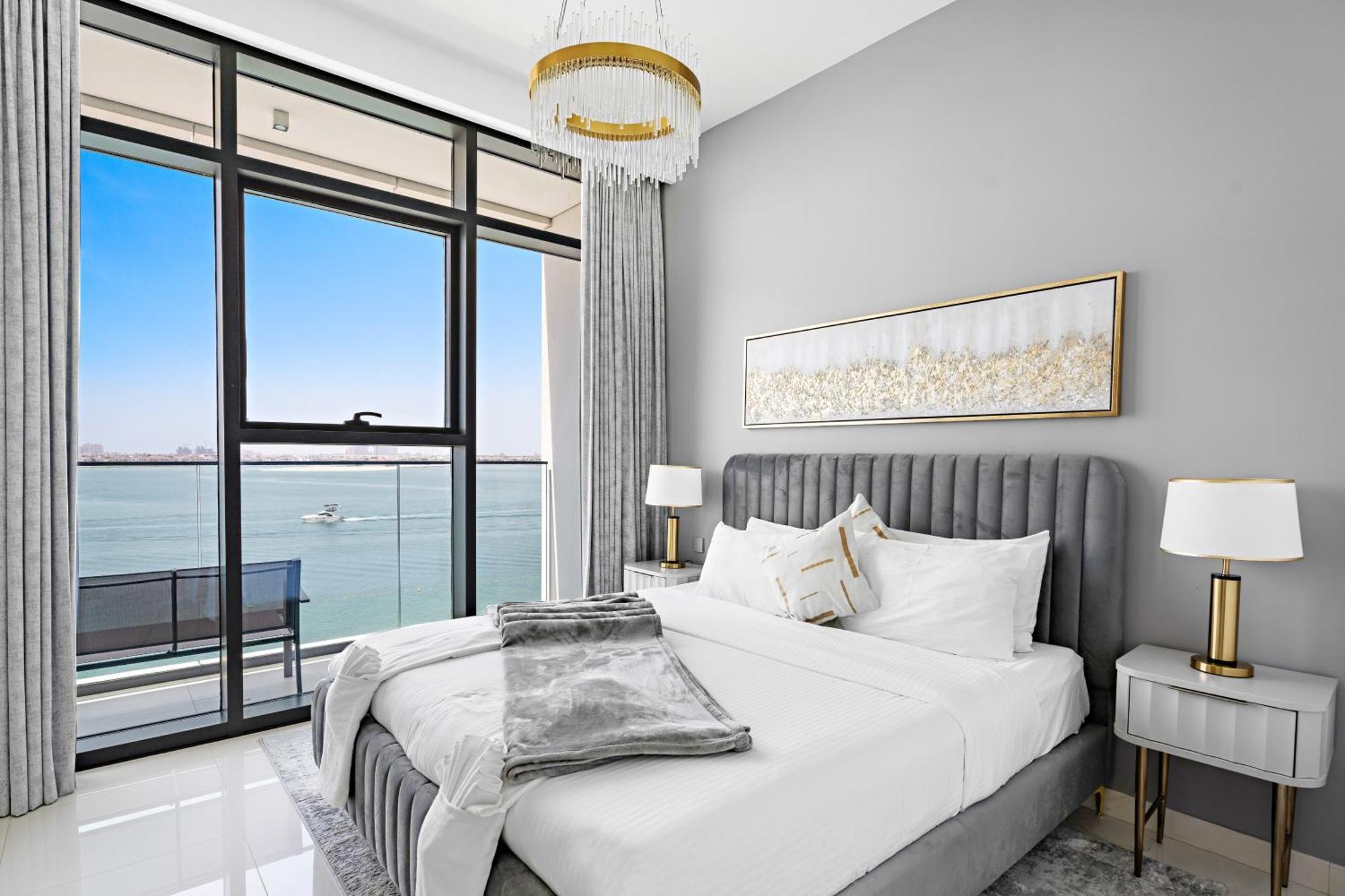 Seaside Serenity: 1-br With Access *