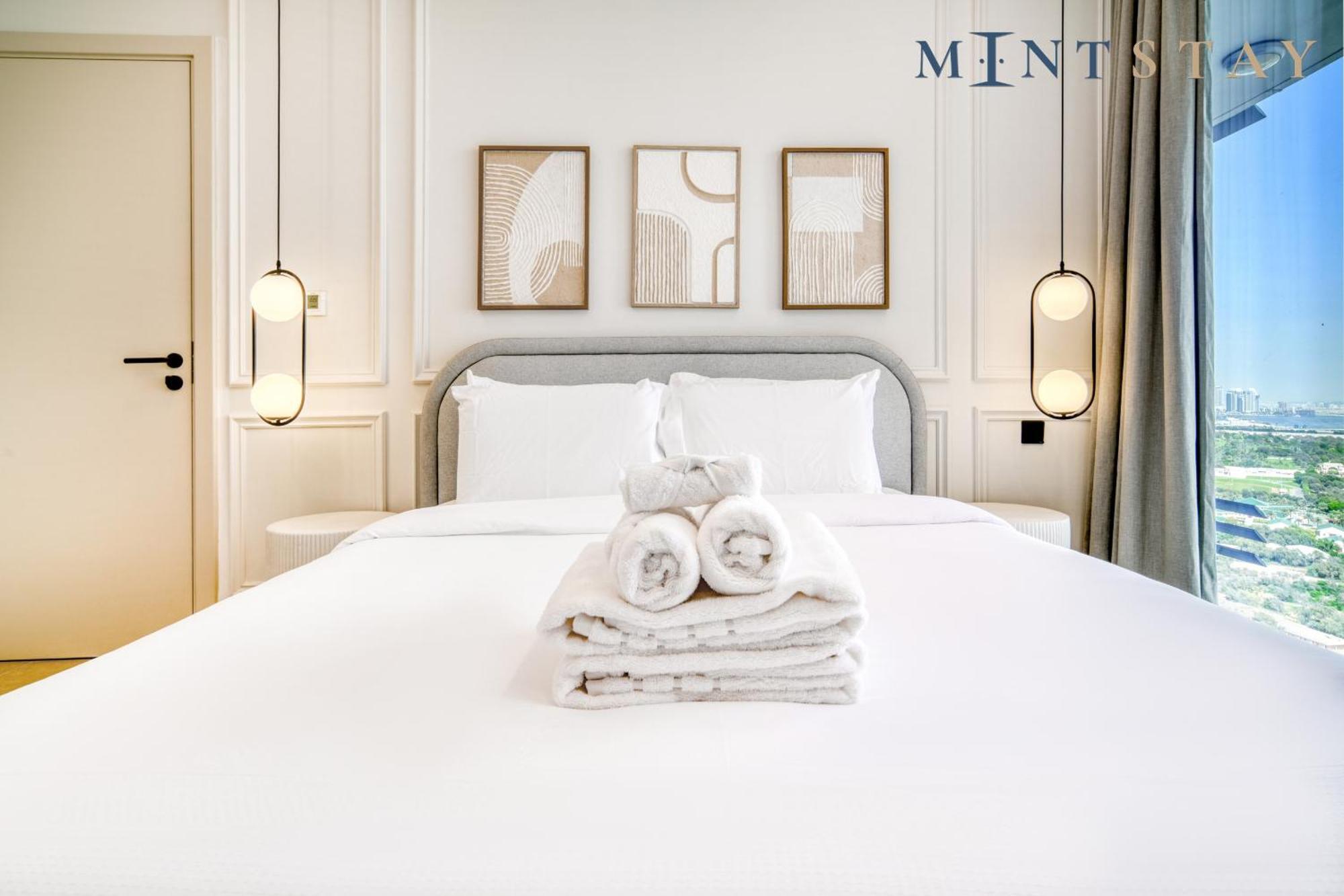 Burj Daman, Difc - Mint Apartment *
