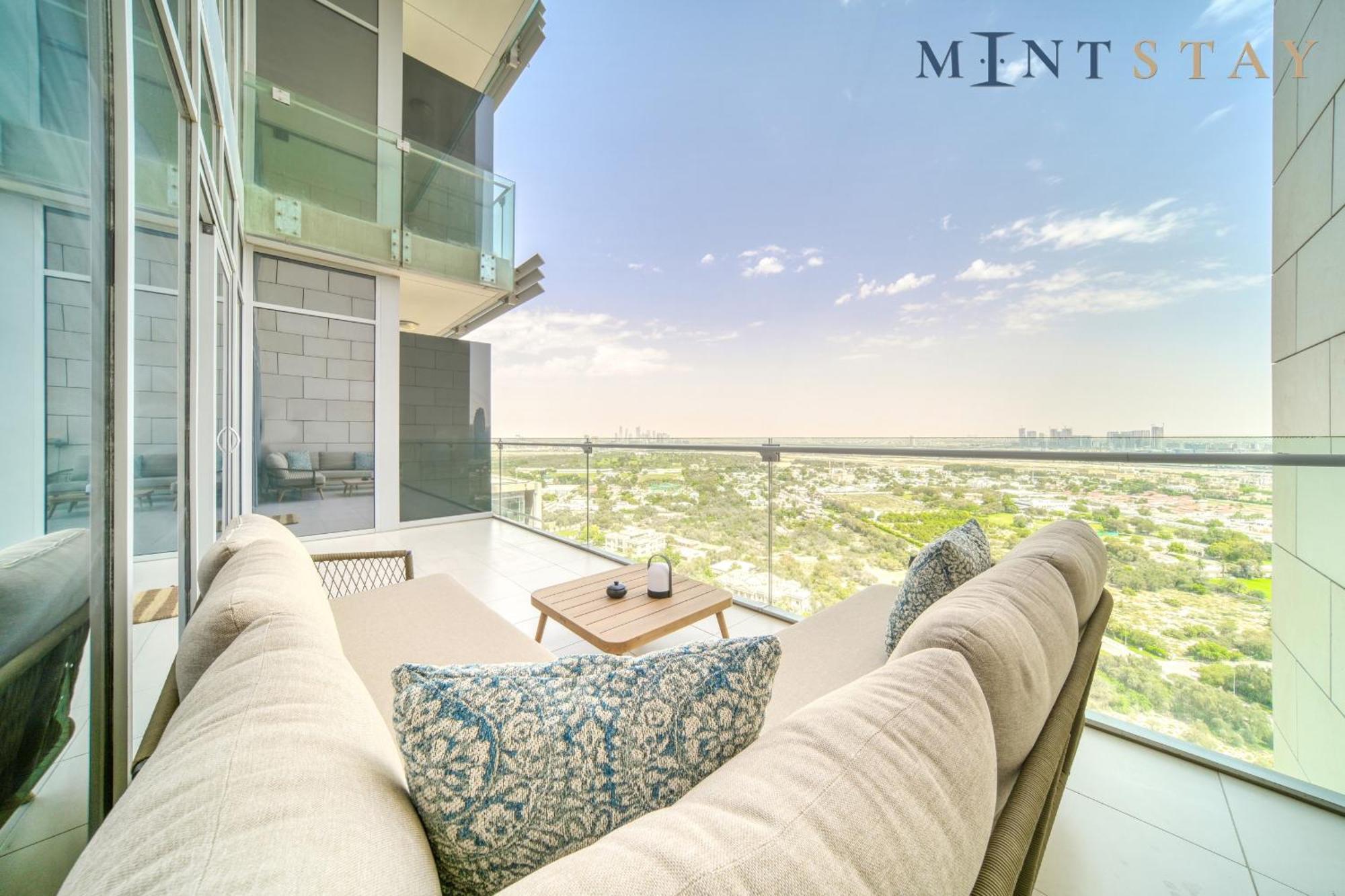Burj Daman, Difc - Mint Apartment