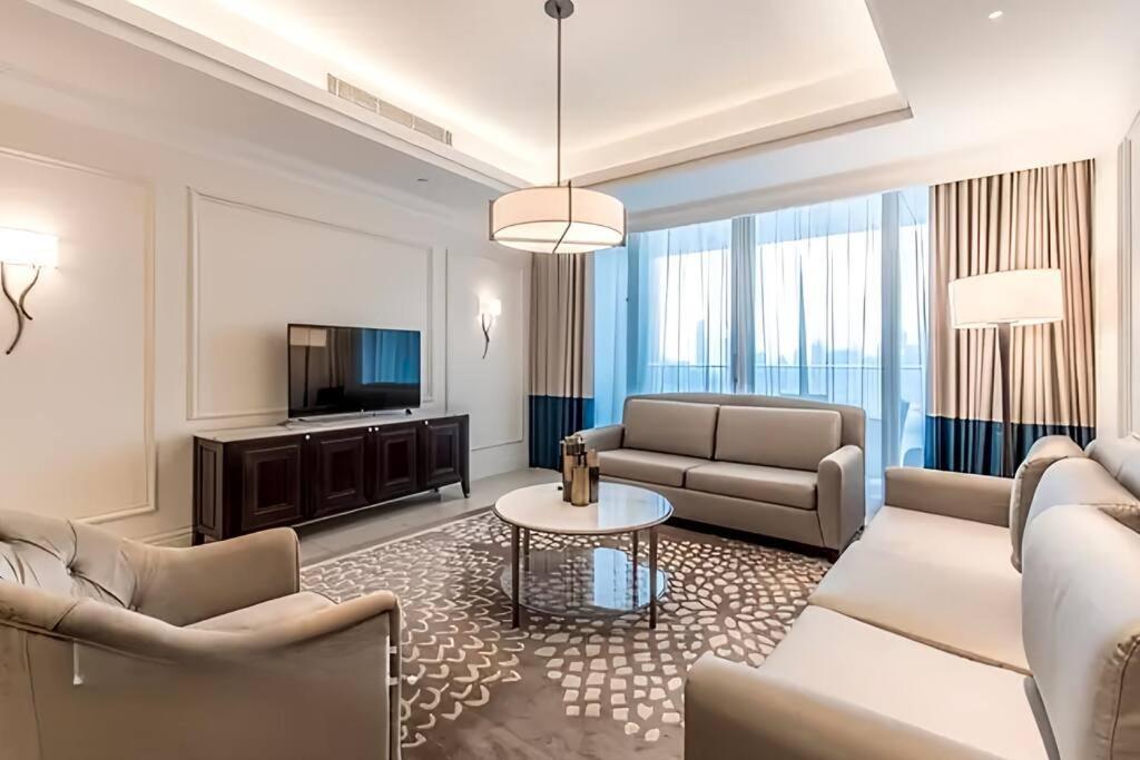 Luxury Living Emaar Residences Kempinski Blvd, Downtown