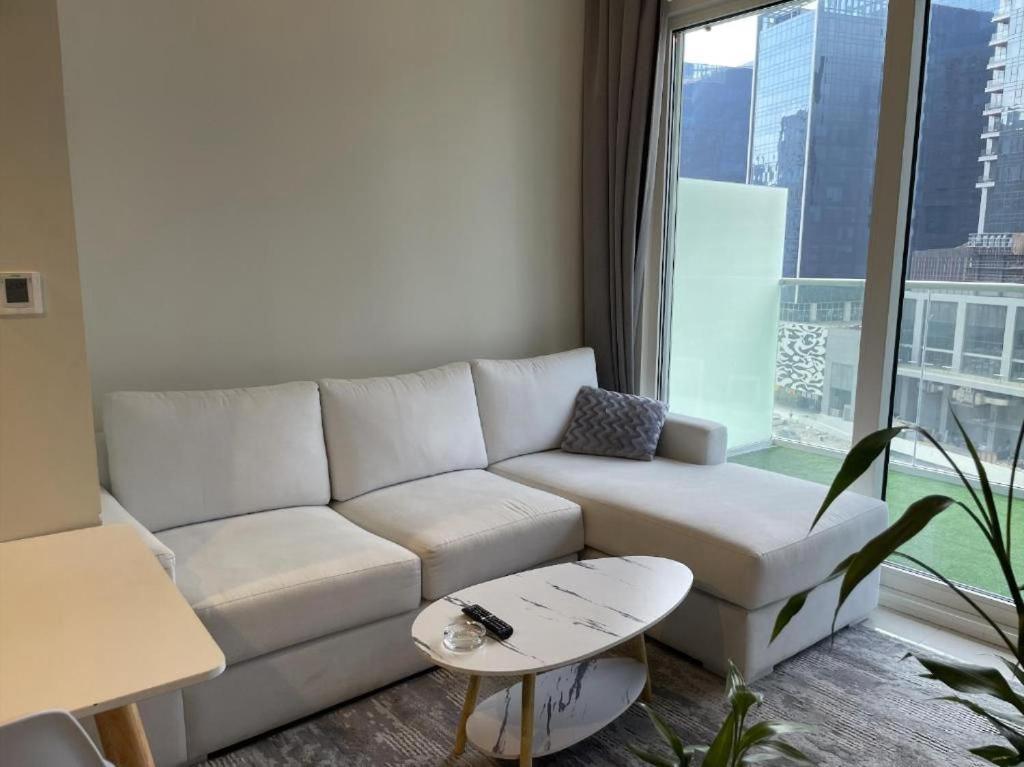 Reva Building, Step Away From Mall Apartment *