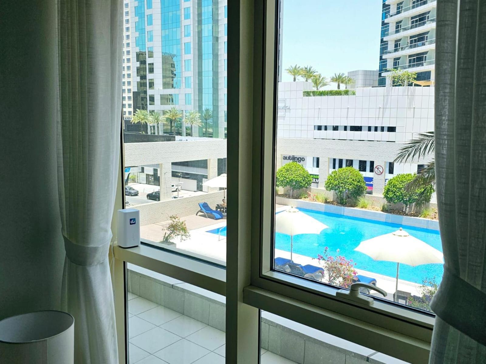 Apartment Sunrise Homes - Poolside 1 Bedroom Near Jbr Beach