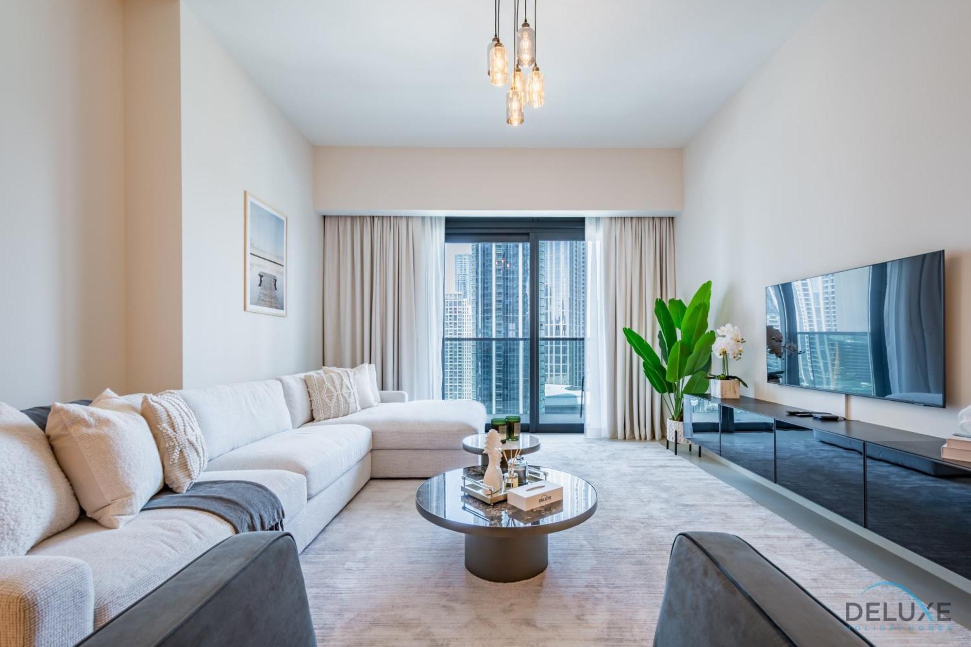 Majestic 3br With Assistant At Act One Act Two Tower 2 In Downtown By Deluxe Homes Dubai