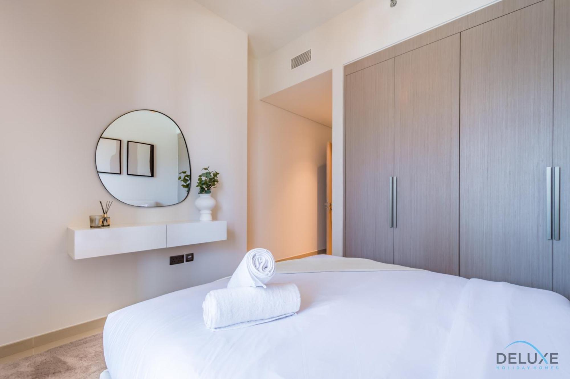 Apartment Majestic 3br With Assistant At Act One Act Two Tower 2 In Downtown By Deluxe Homes Dubai