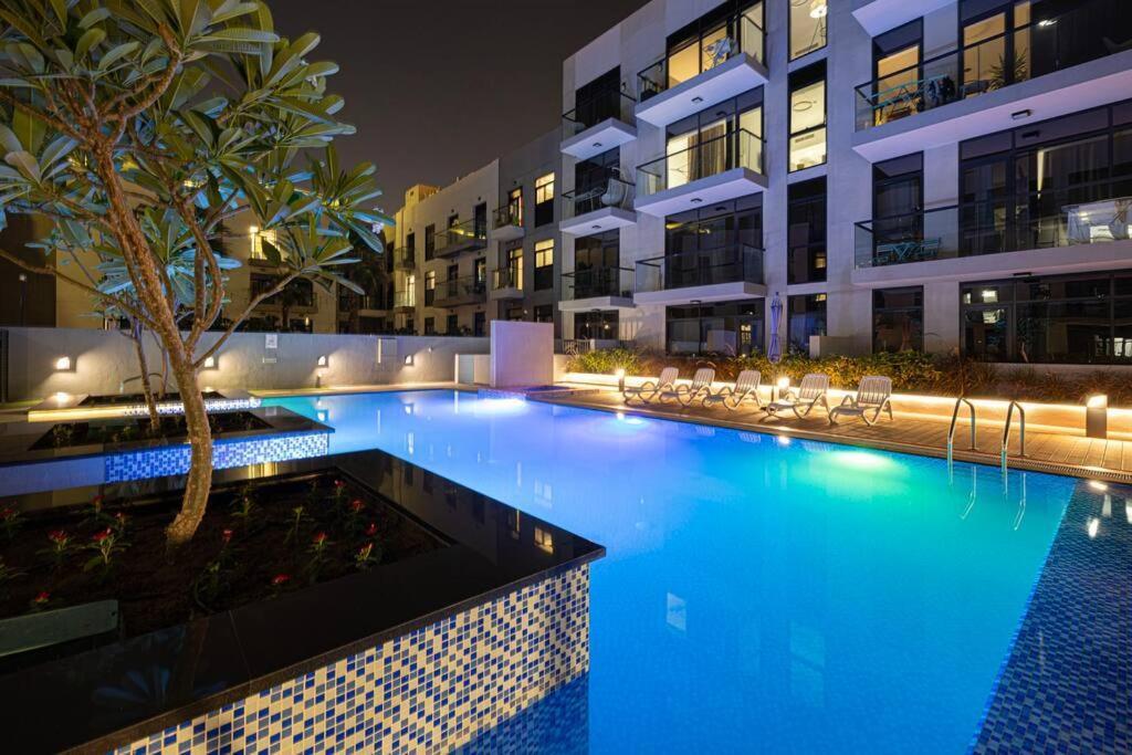 Aria By Grovy - Jvc 1 Bedroom With Pool And Rooftop *