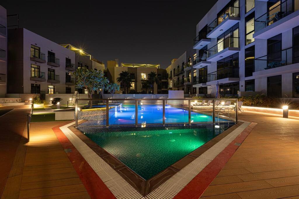 Apartment Aria By Grovy - Jvc 1 Bedroom With Pool And Rooftop *