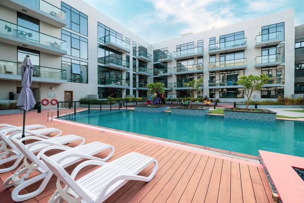 Aria By Grovy - Jvc 1 Bedroom With Pool And Rooftop *