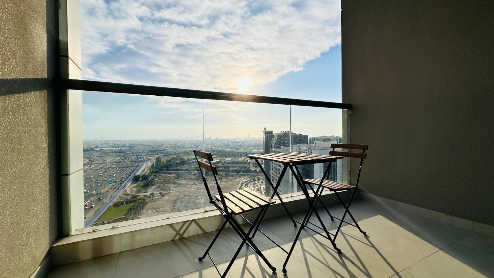 Oval Tower Furnished Studio Business Bay * Dubai