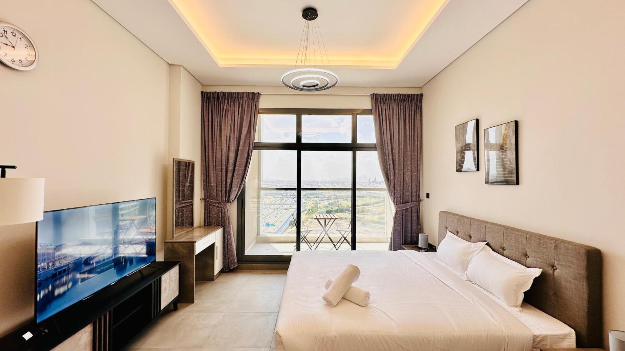 Oval Tower Furnished Studio Business Bay