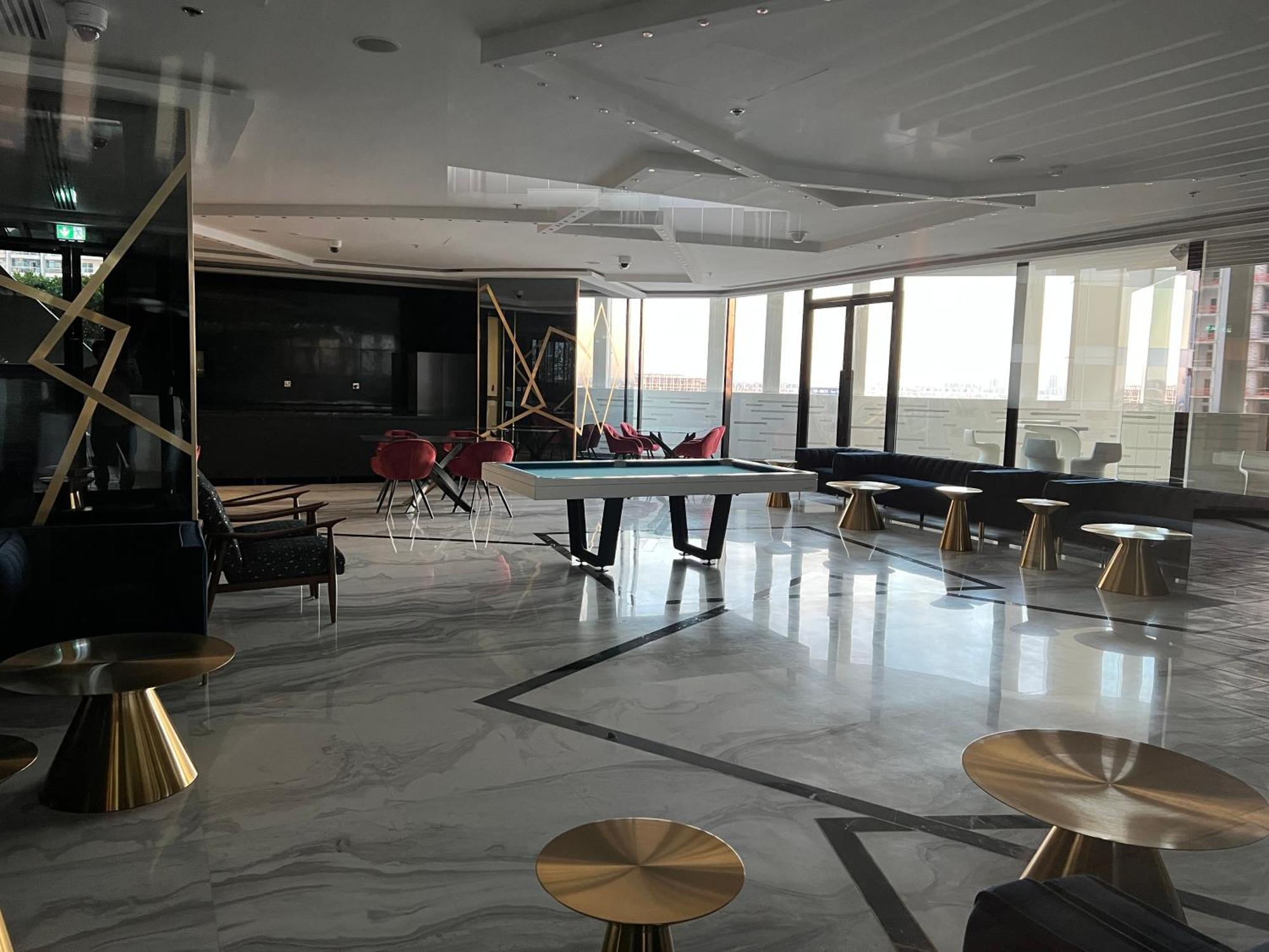 Luxury Danube * Dubai
