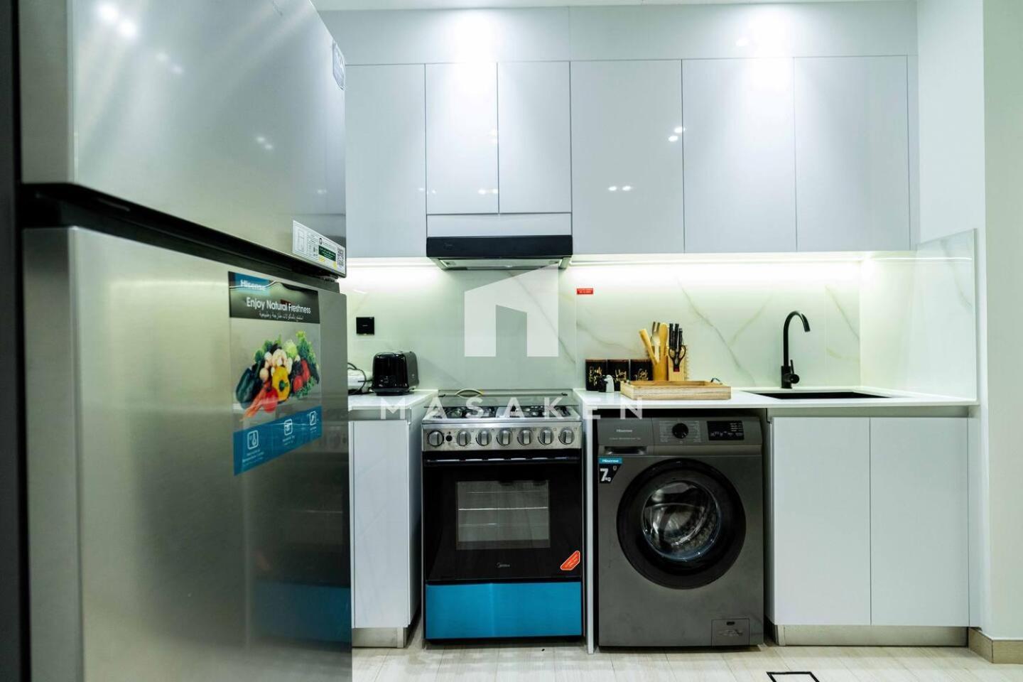 2br In Jvc - Big Balcony And Free Pool Apartment