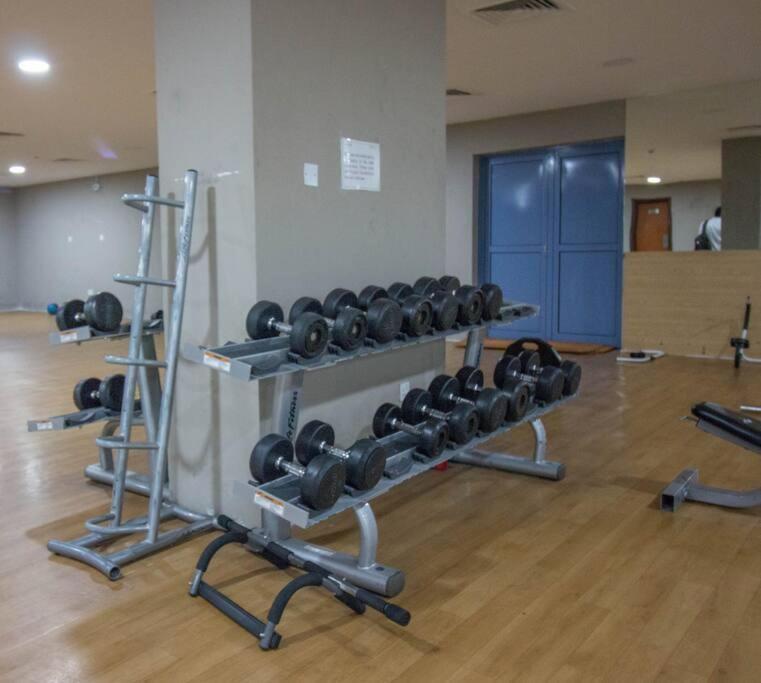 Ideal For Families Close To Amenities Apartment Dubai