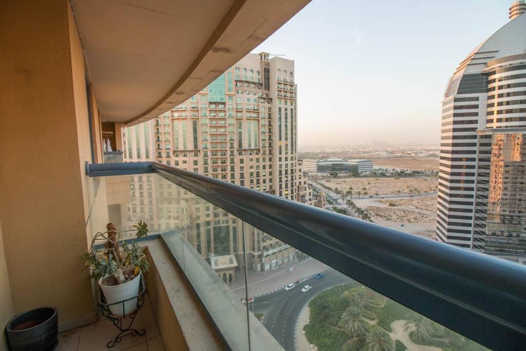 Ideal For Families Close To Amenities * Dubai