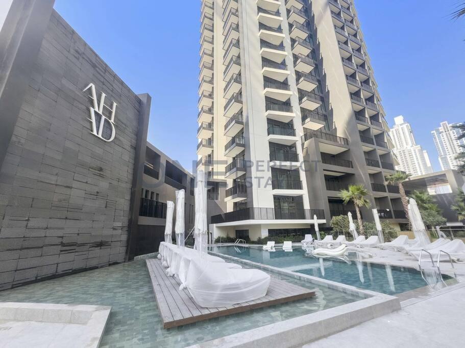 Apartment Chic In Business Bay With Pool And Gym Dubai
