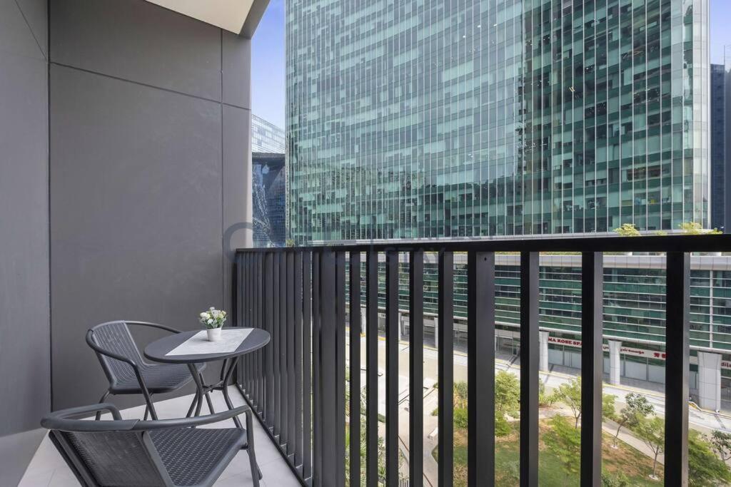 Apartment Luxury In Business Bay With Pool And Gym
