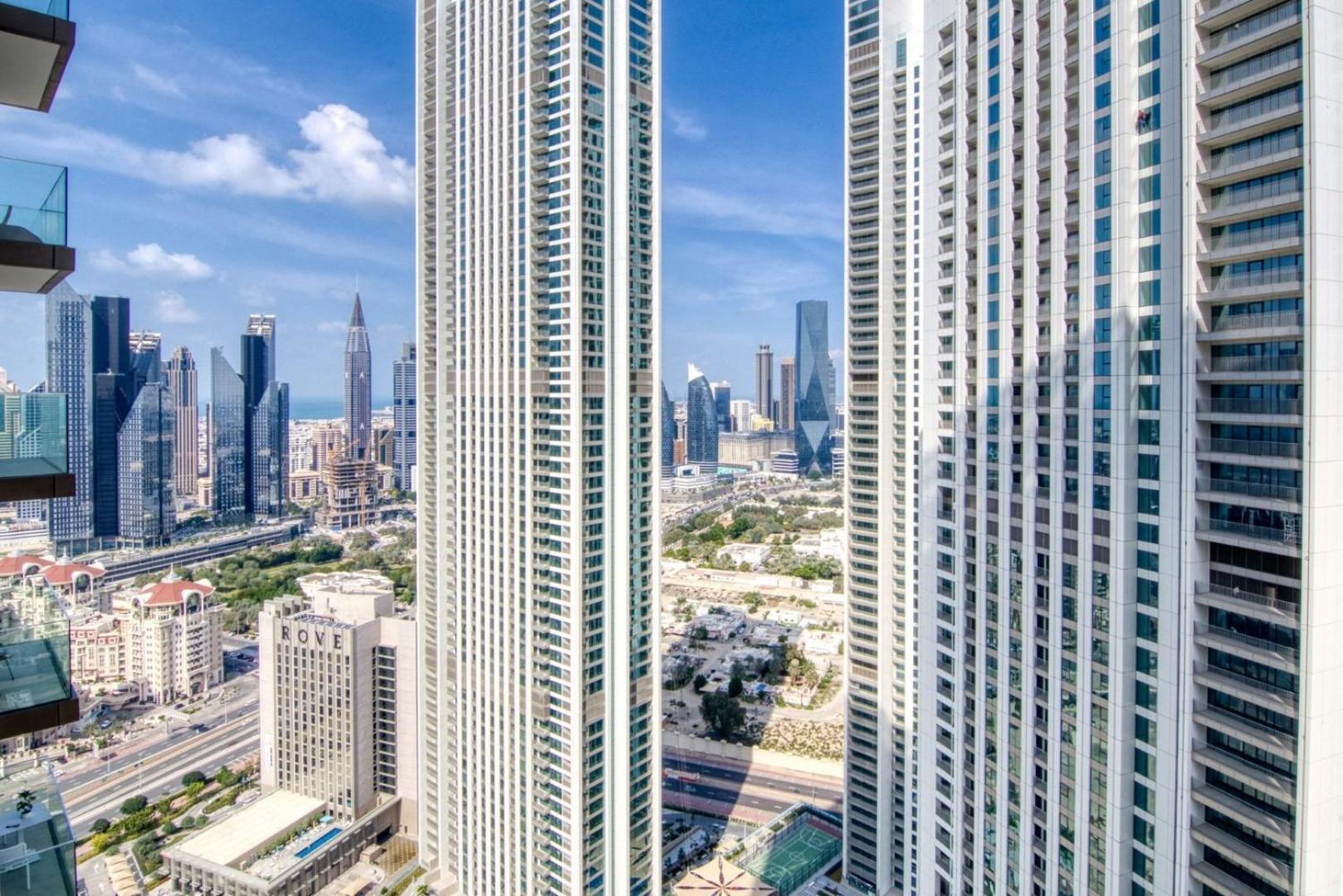 Guestready - Modern With Stunning Views * Dubai