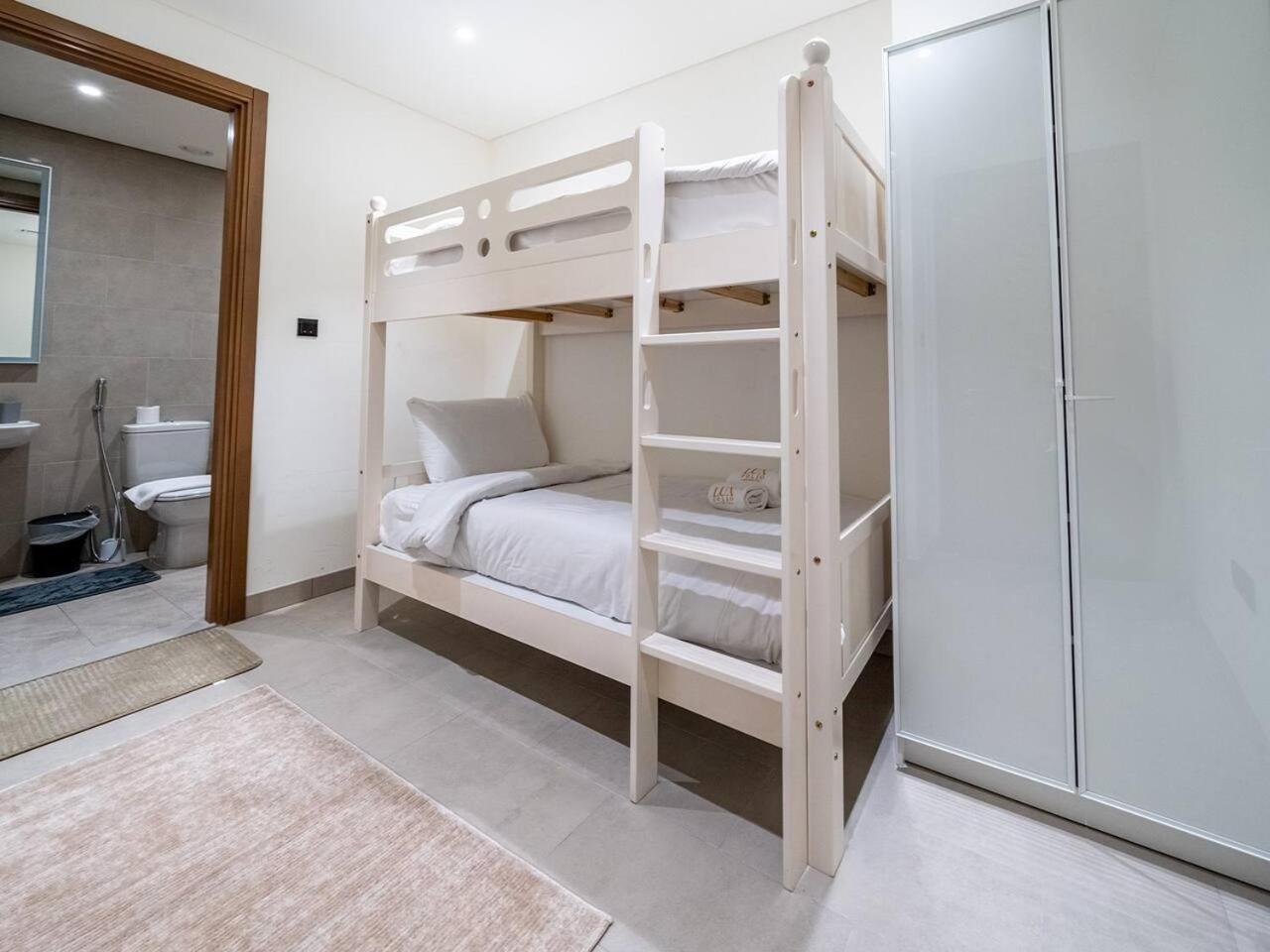 Stylish And Sleek Meydan 2 Bed