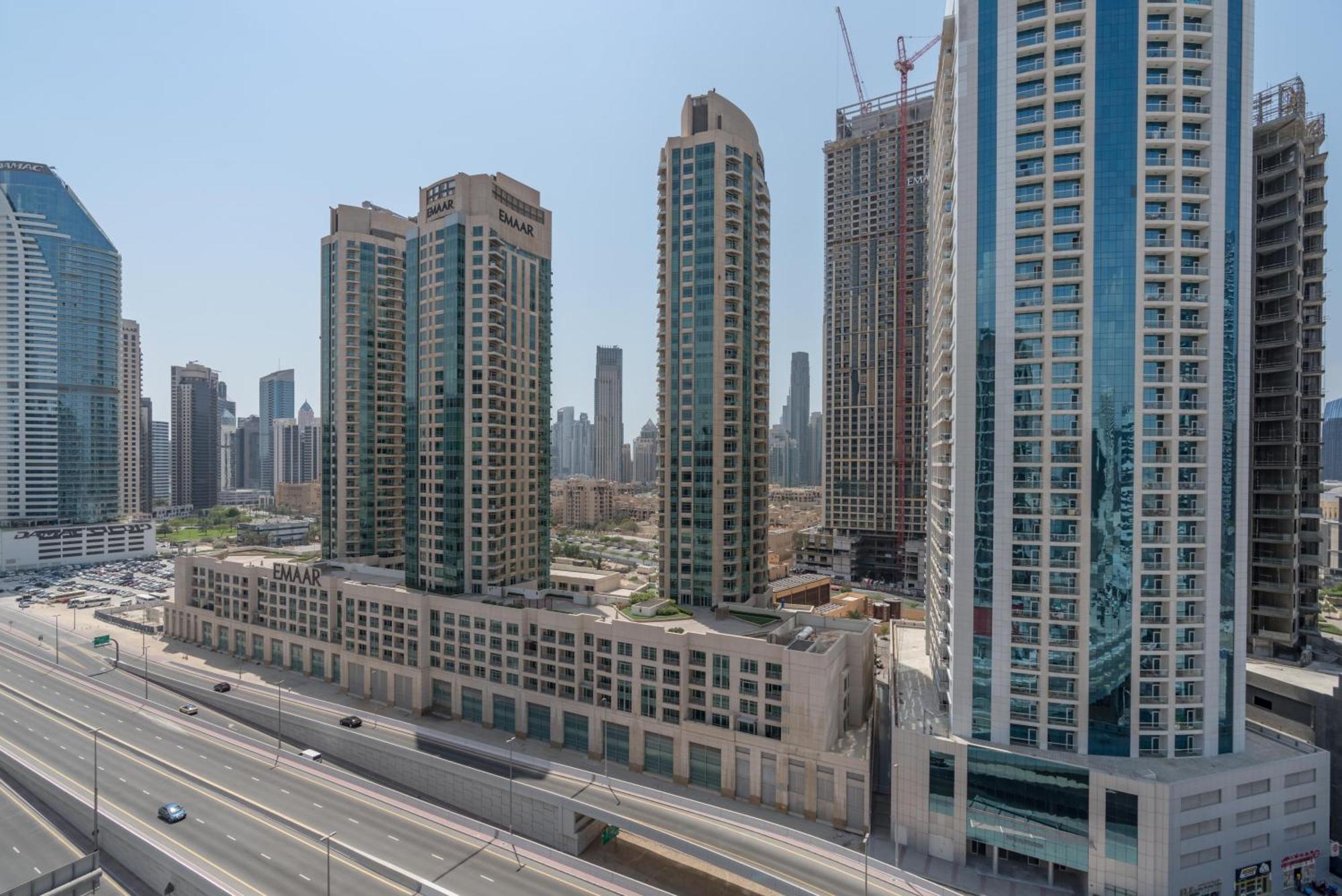 Apartment Vacay Lettings - Mag -318 *