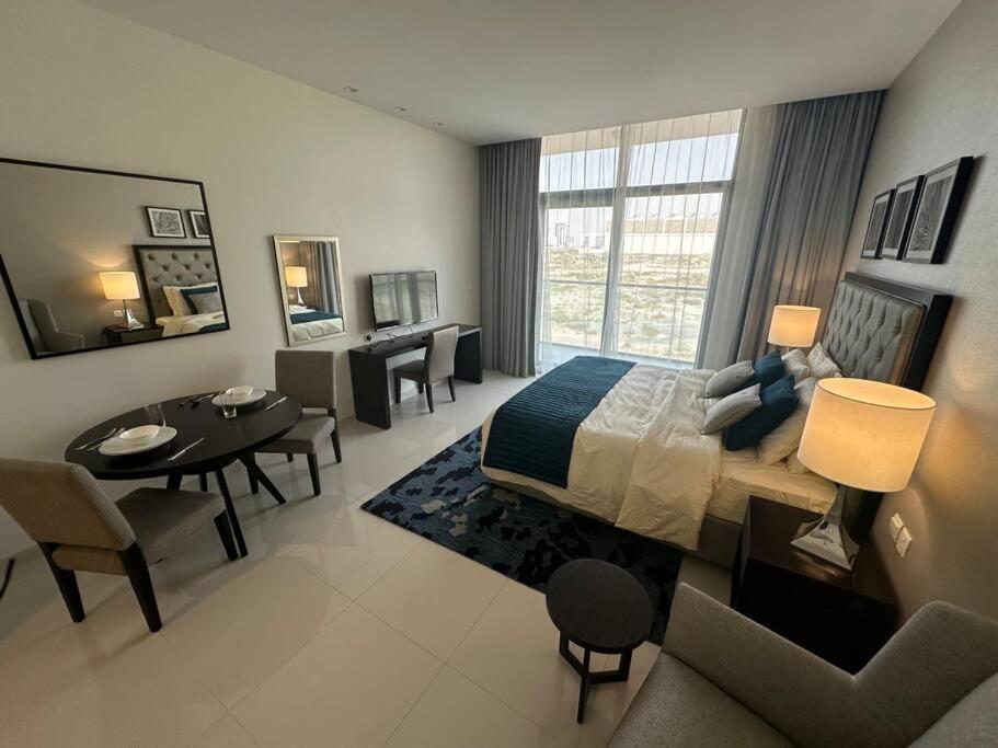Holiday home Cozy With Balcony Dubai