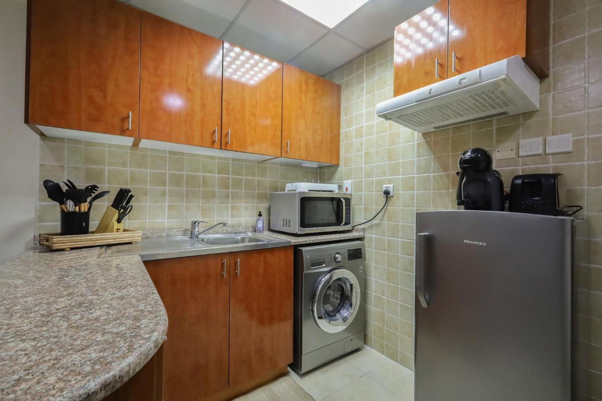 Cozy 1 Bedroom In Jlt Apartment Dubai