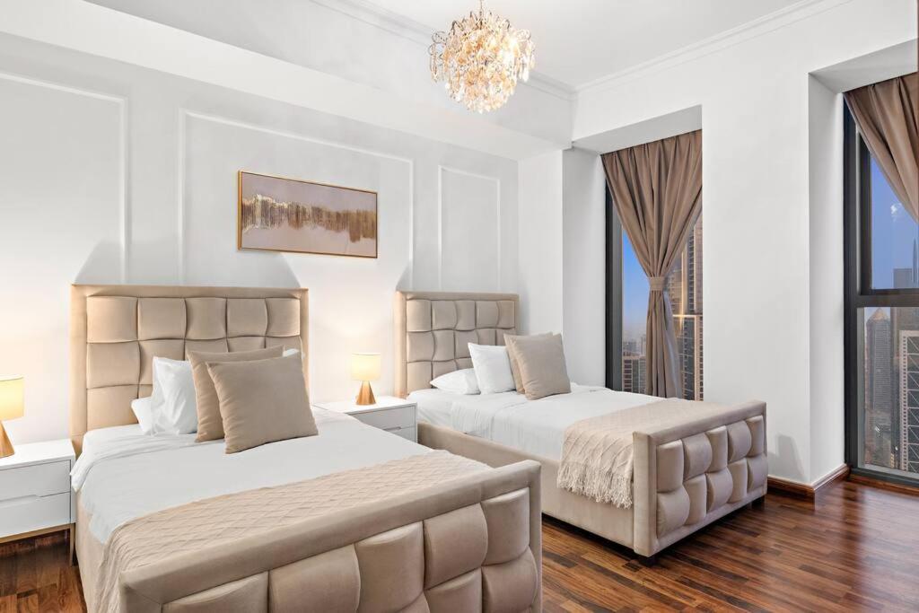 First Class 3br Burj Khalifa & Fountain Views Dubai