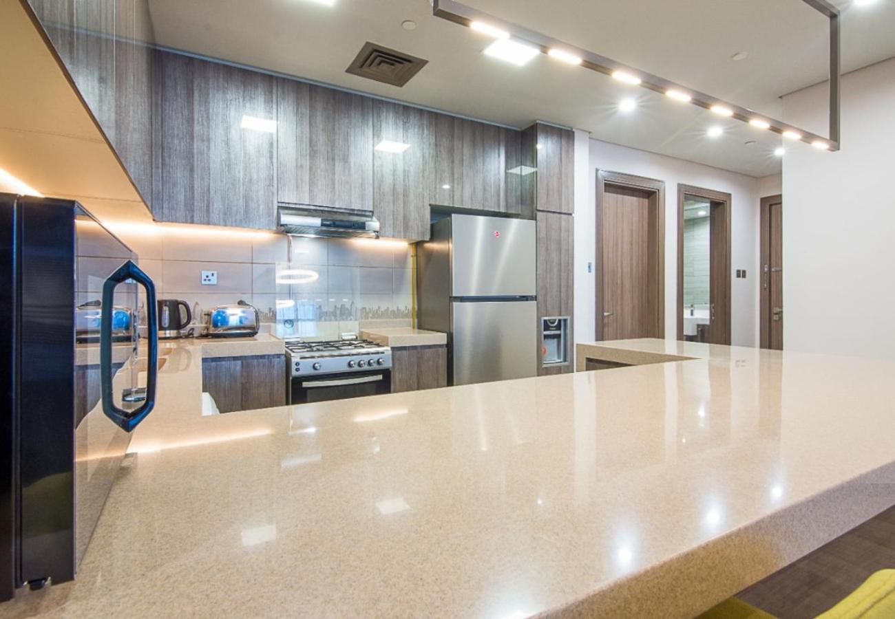 Mbl 2 Bdr, Jlt Apartment