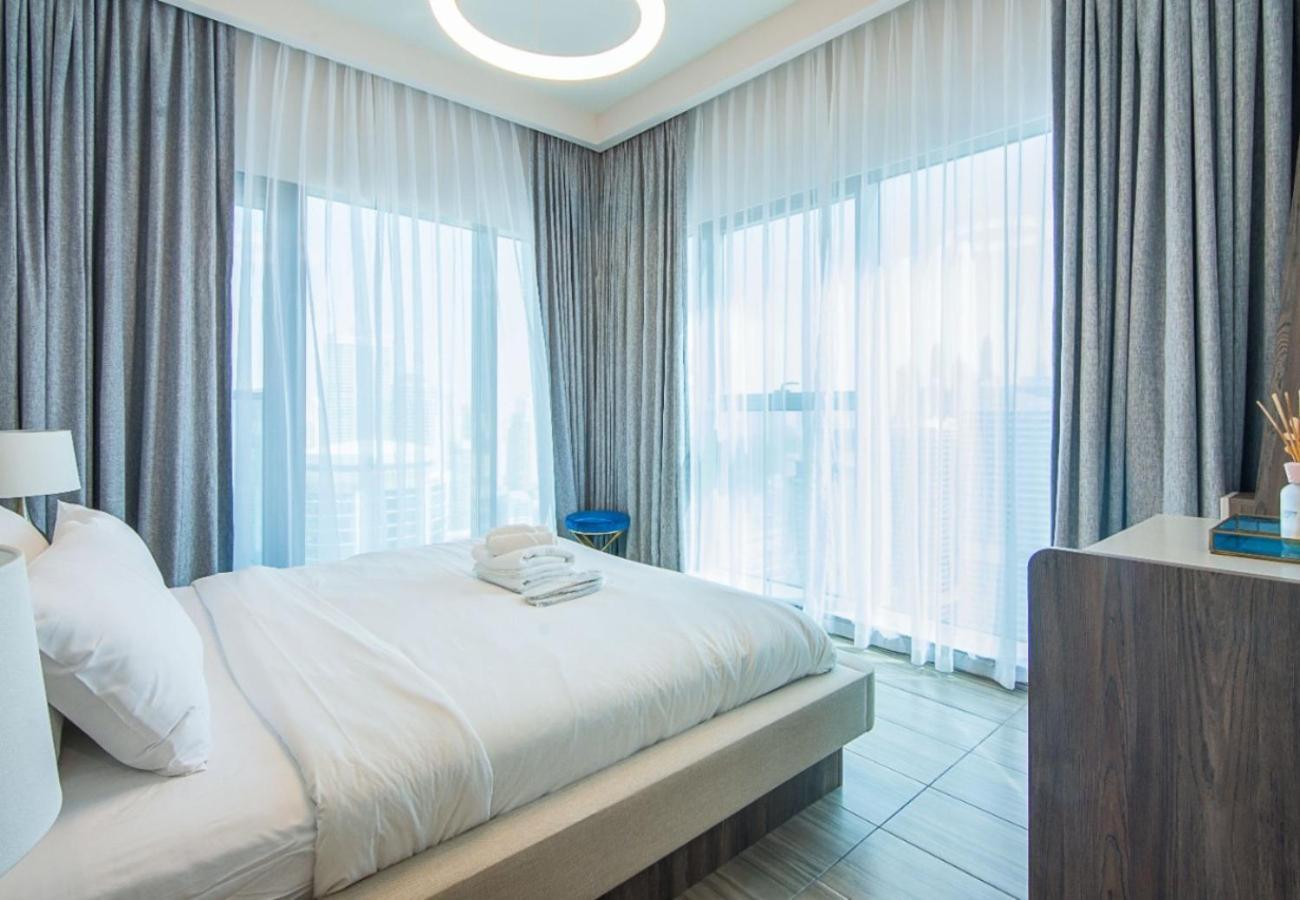 Mbl 2 Bdr, Jlt Dubai