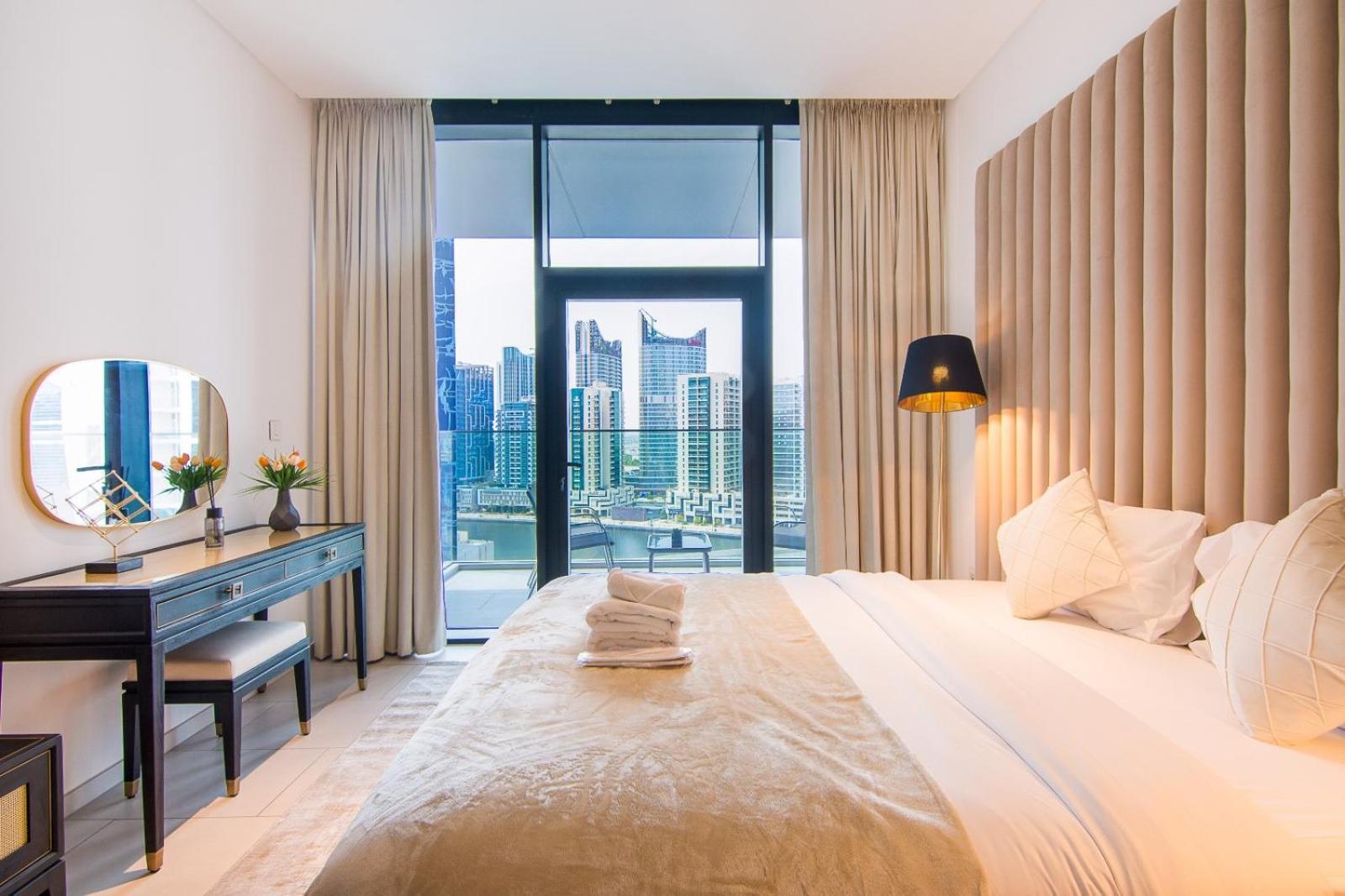Marquise Square Studio, Business Bay *