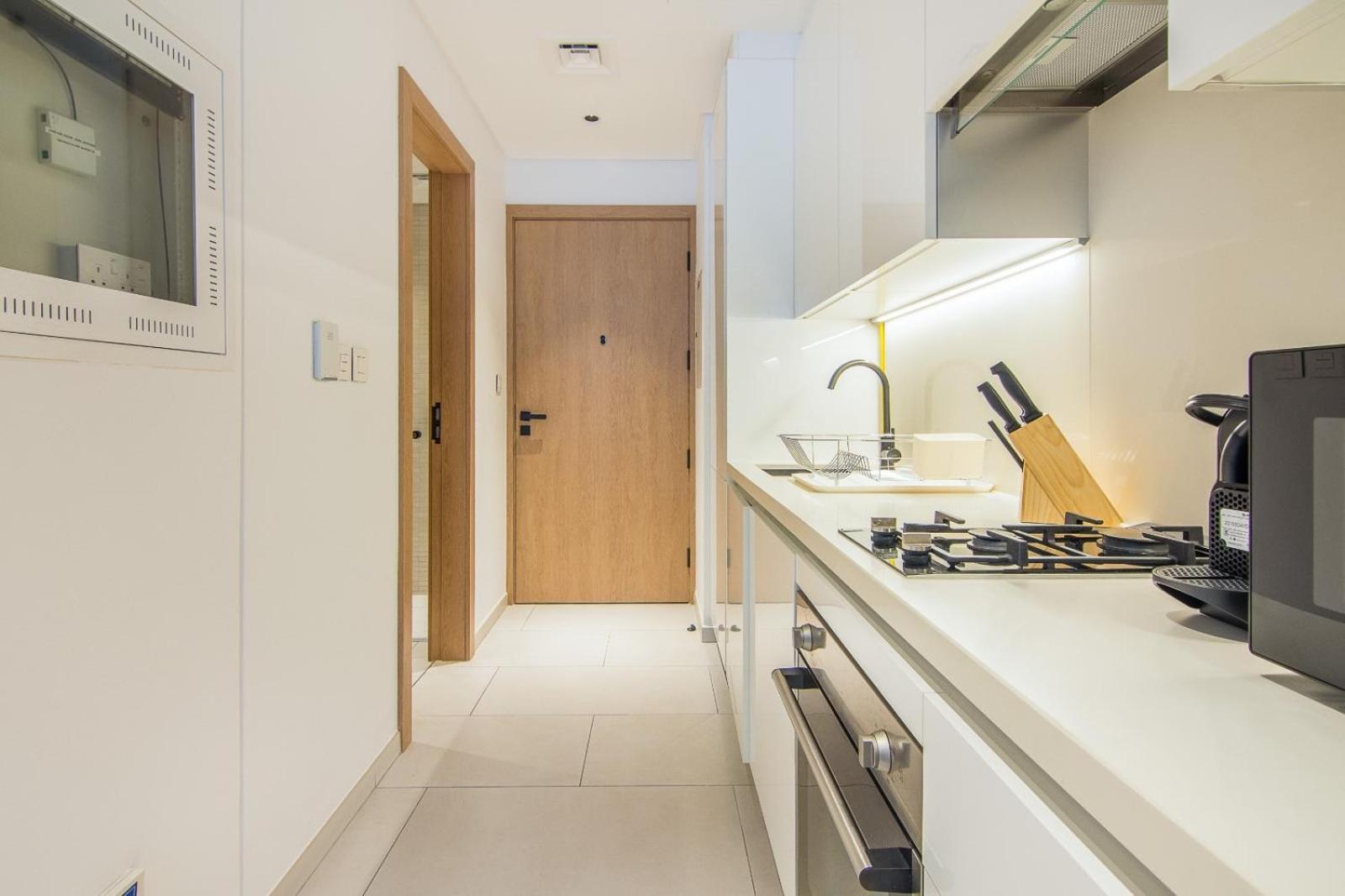 Marquise Square Studio, Business Bay * Dubai