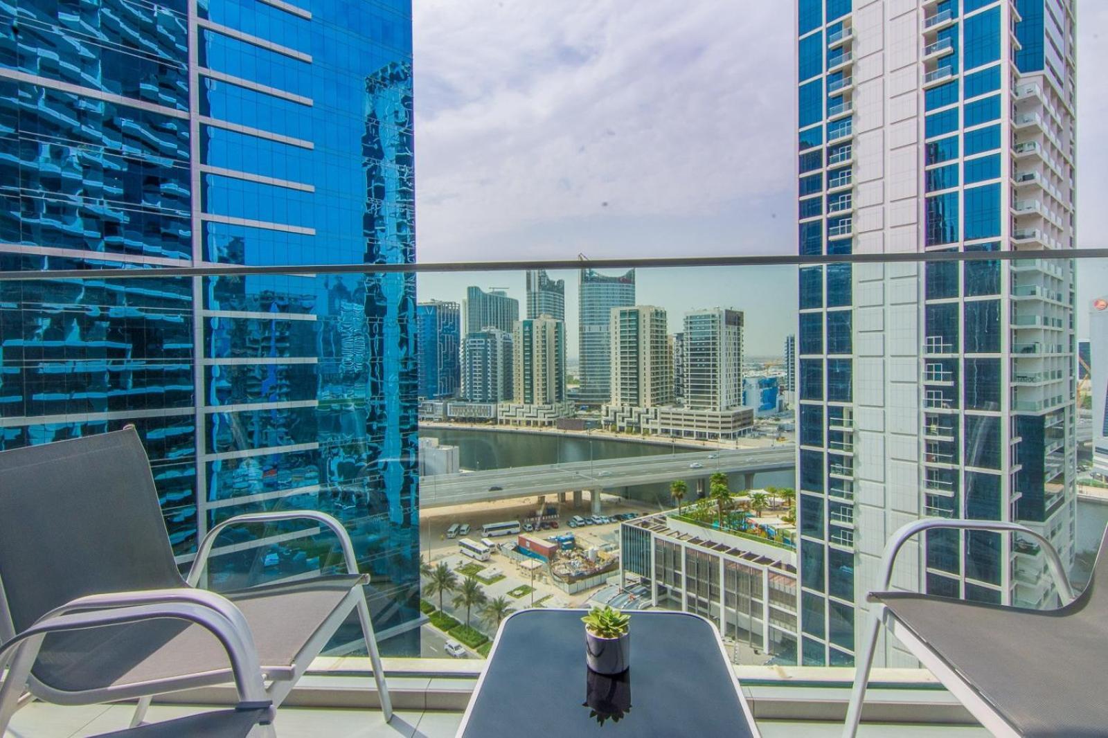 Marquise Square Studio, Business Bay * Dubai