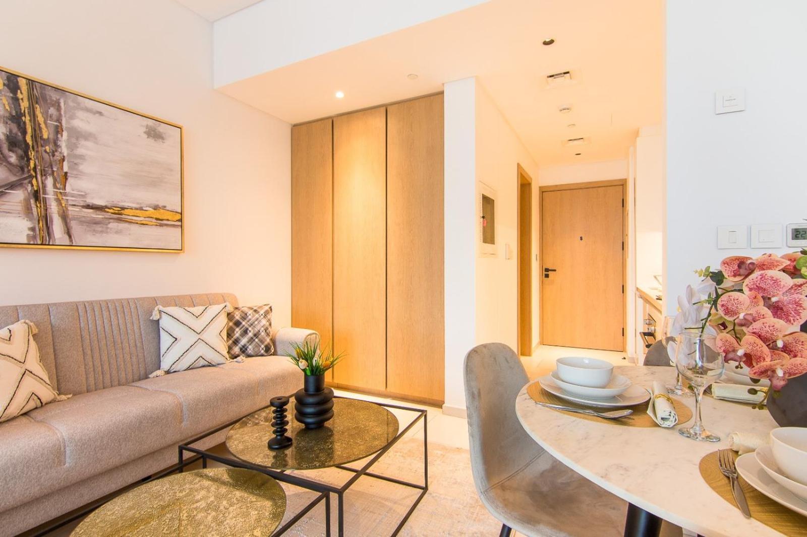 Marquise Square Studio, Business Bay Apartment