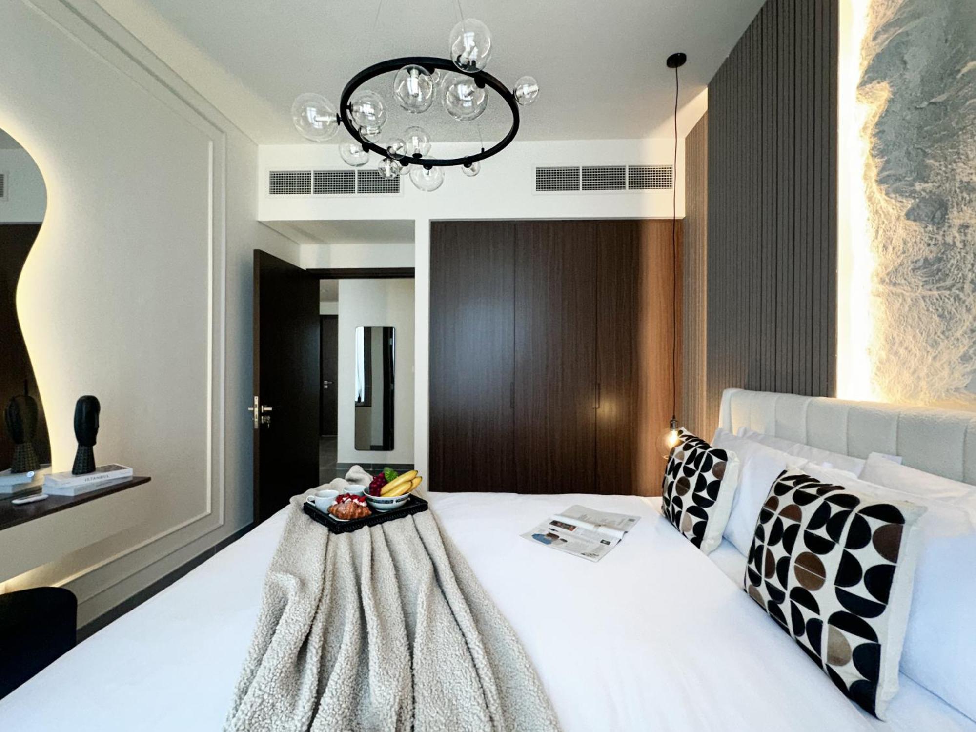 Trophy - Ultra Luxury With Fireplace Apartment