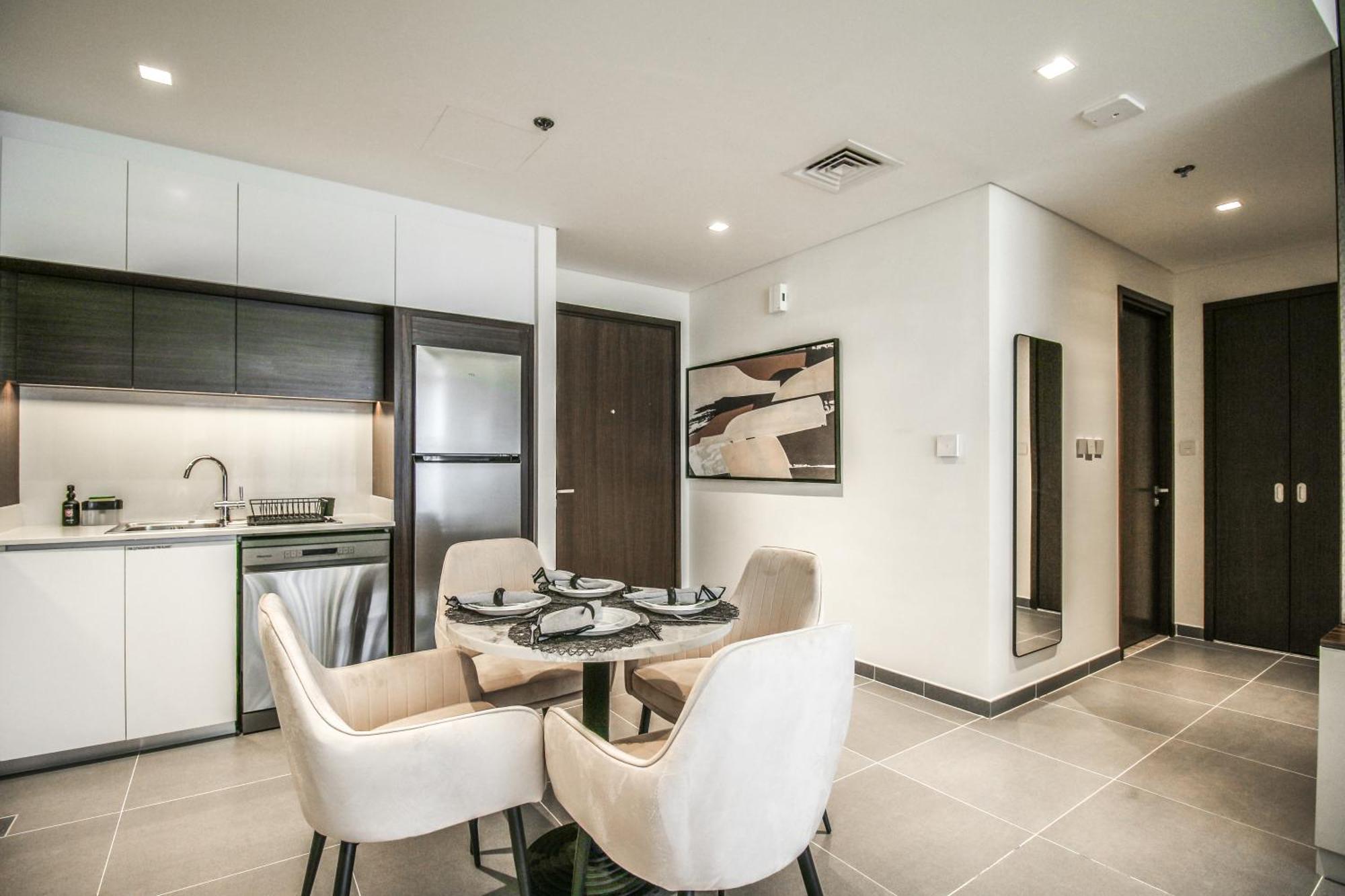 Trophy - Ultra Luxury With Fireplace Apartment *