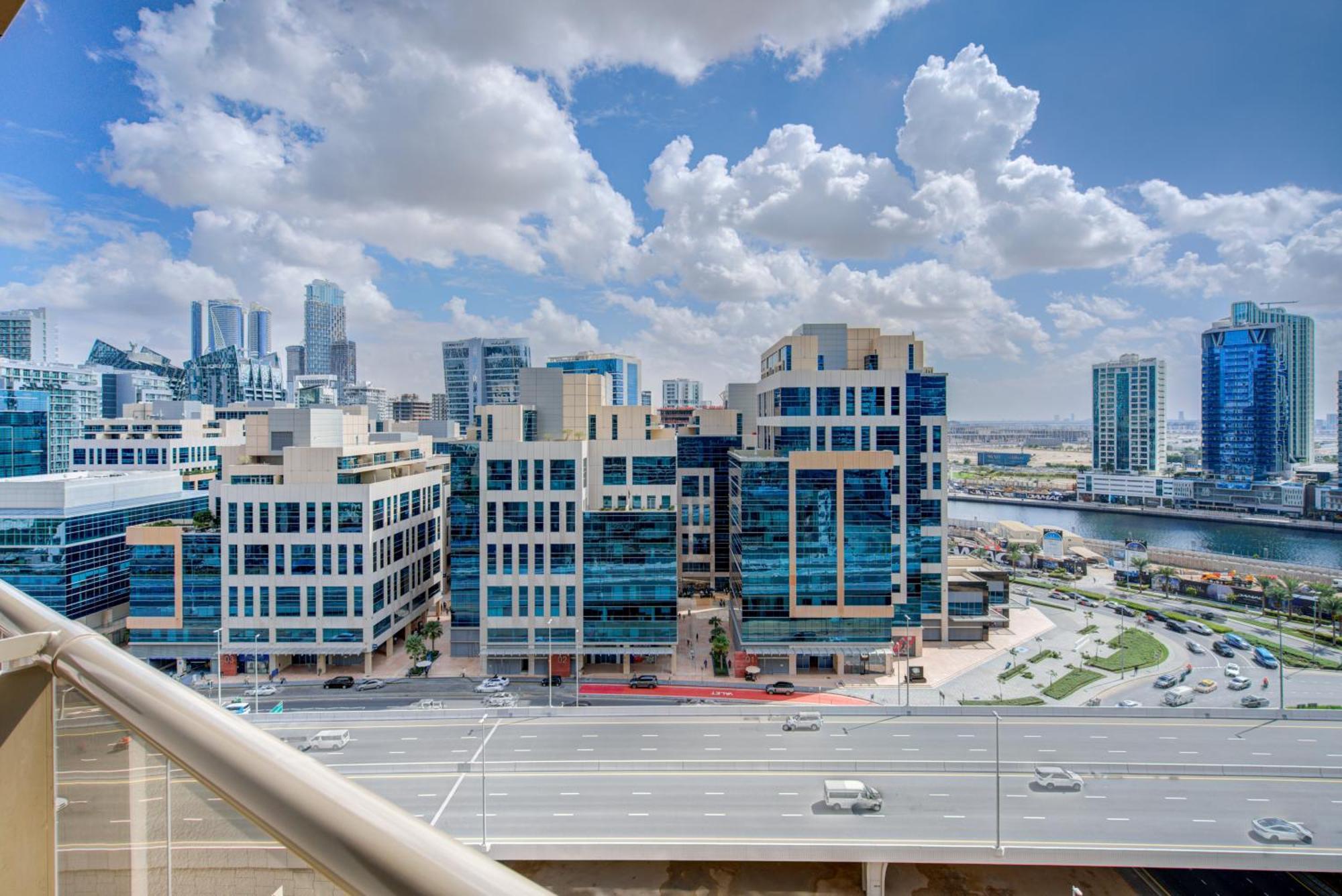 Trophy - Idyllic Haven In Downtown *