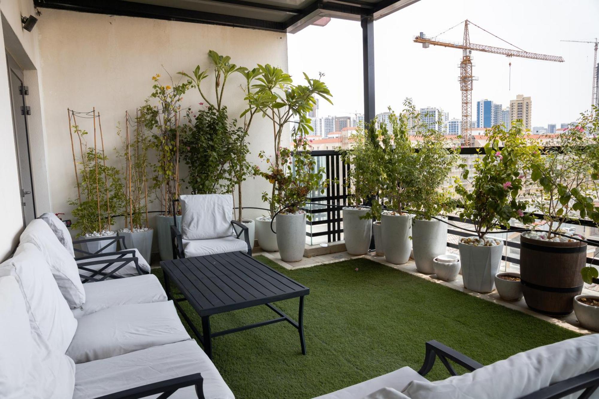 Joya - 2bhk Classic * Dubai