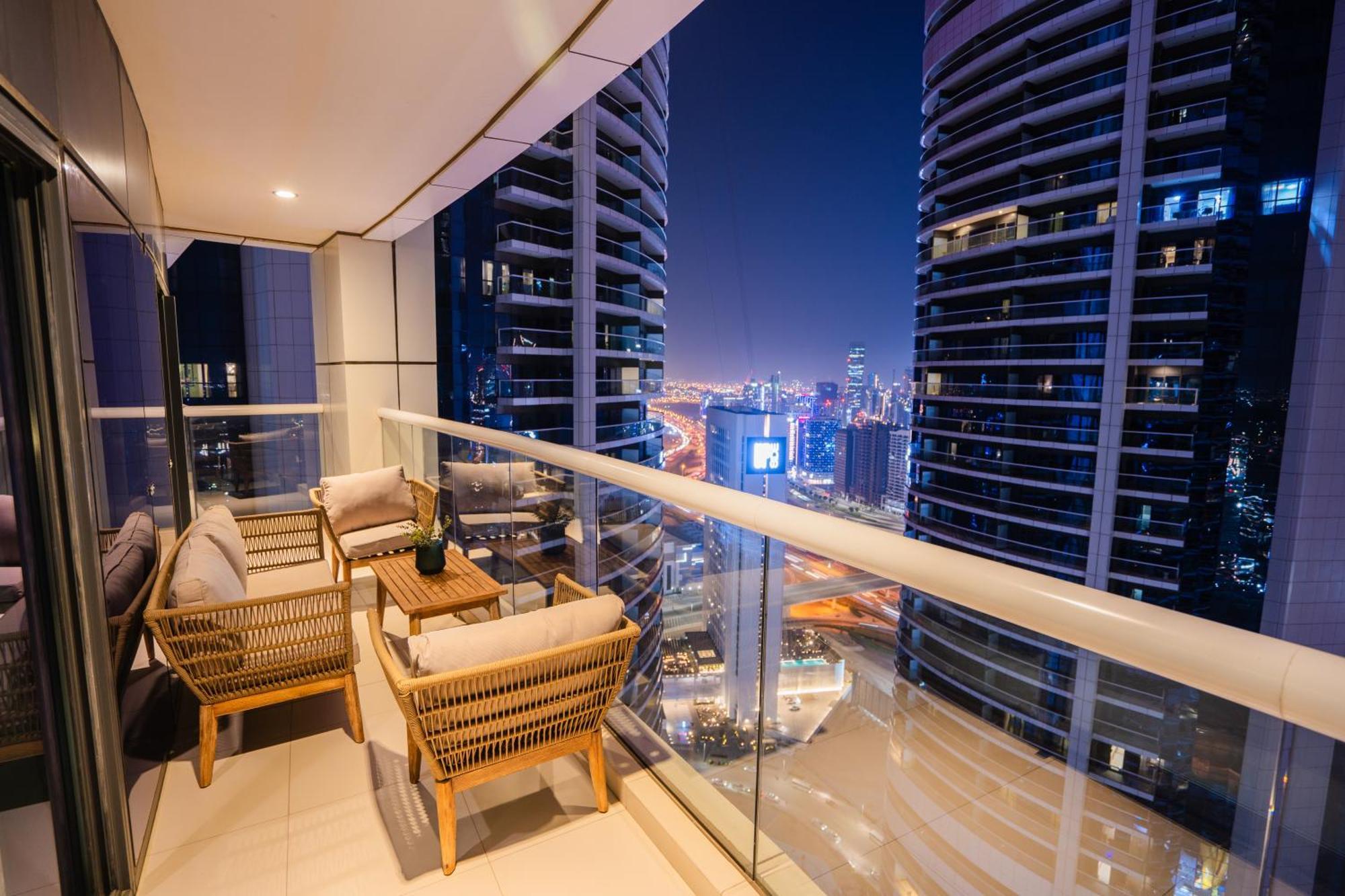Luxe 2br Haven With Spectacular Burj Khalifa & Frame Views Apartment *