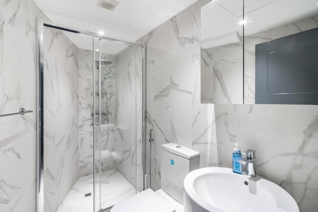 Lap Of Luxury 3br At Sadaf Near Jumeirah 3802