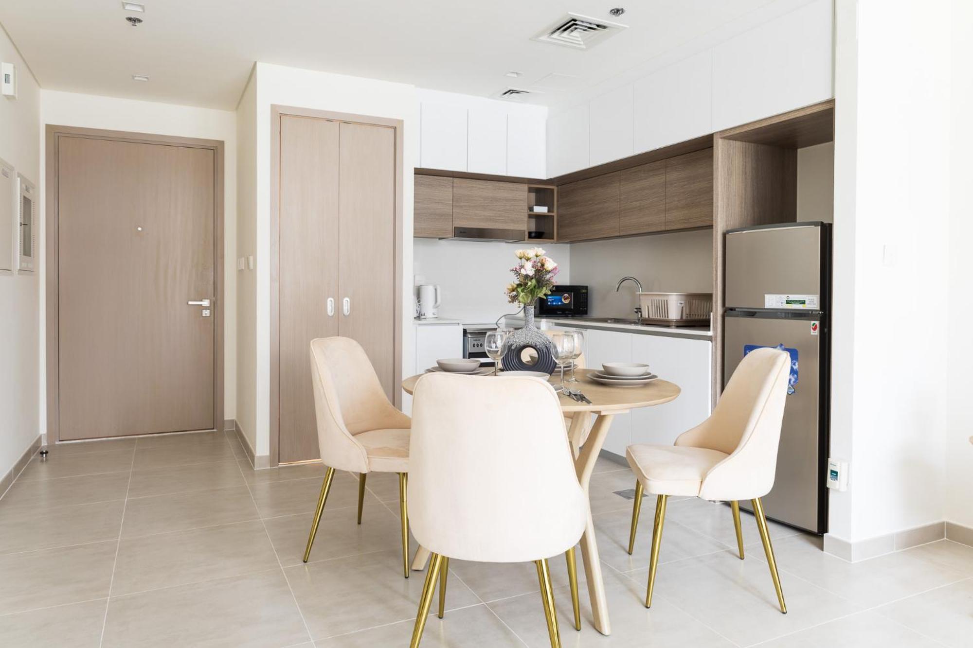 Elegant 1 Bedroom In Creek Edge Apartment Dubai