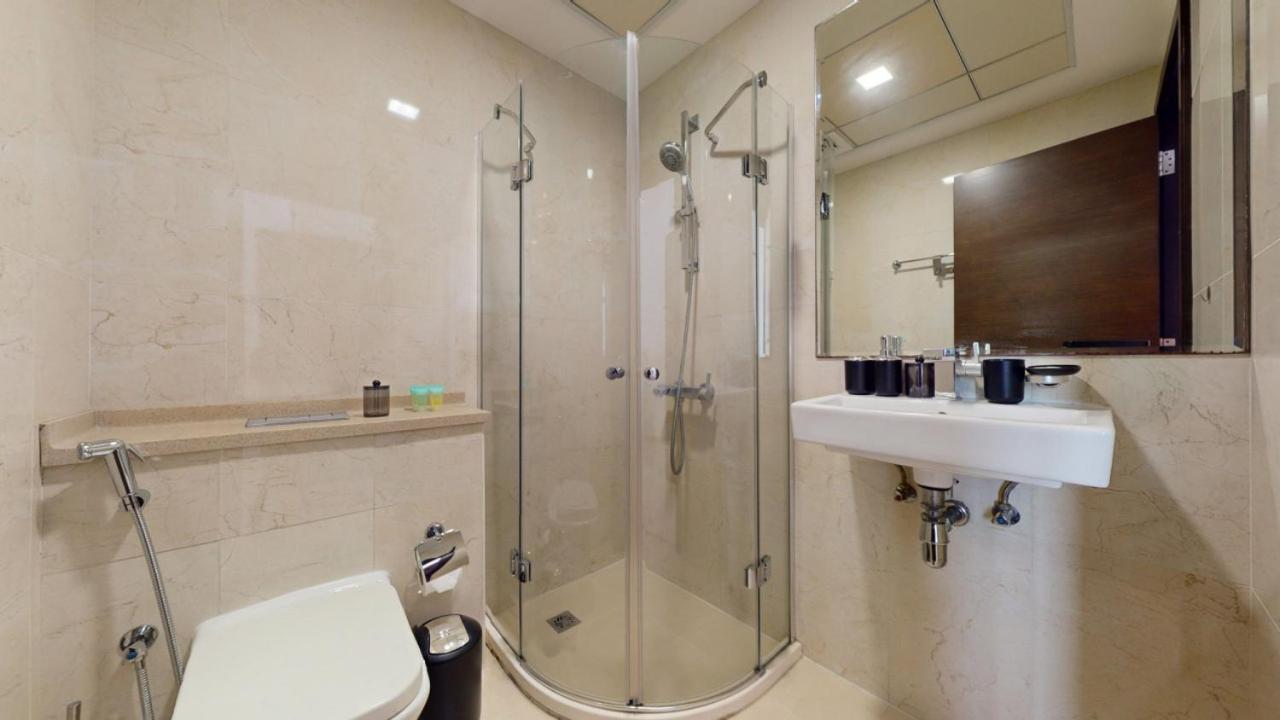 Botanica Tower - Spacious Two Bed With Marina View Apartment