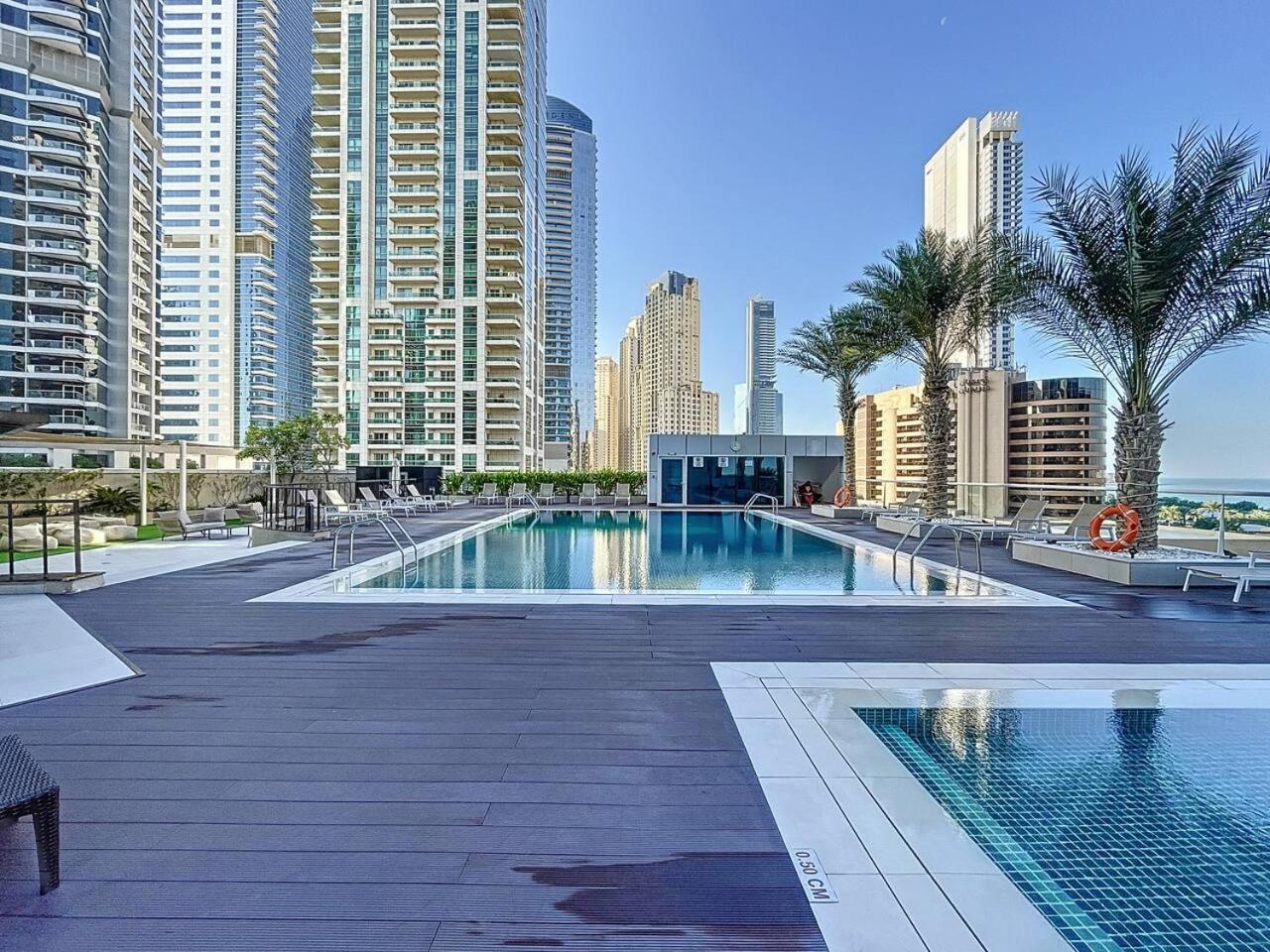 Botanica Tower - Spacious Two Bed With Marina View *