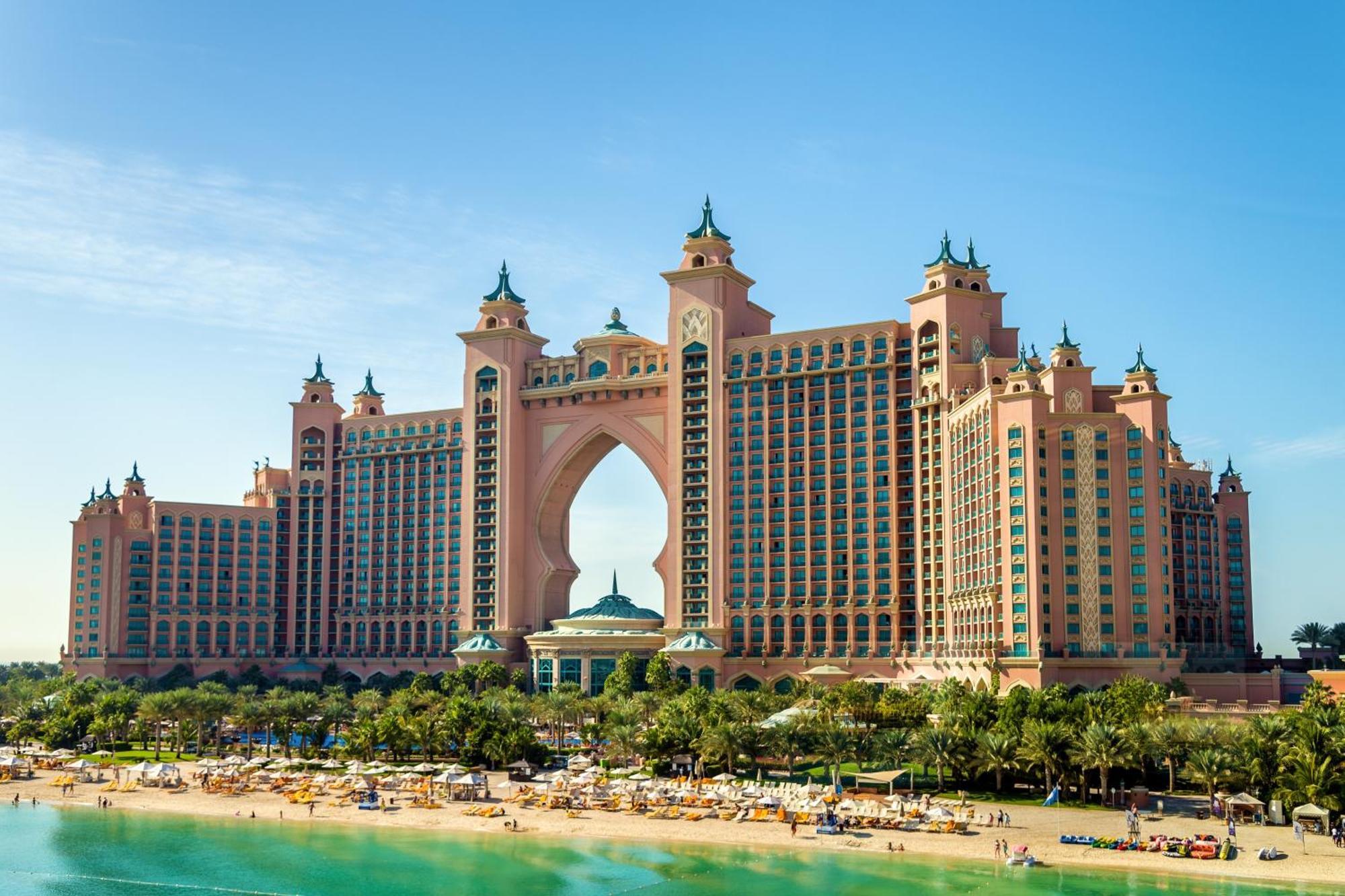 High-rise Chic, Burj Crown, Opera Boulevard View, By Mall Apartment Dubai