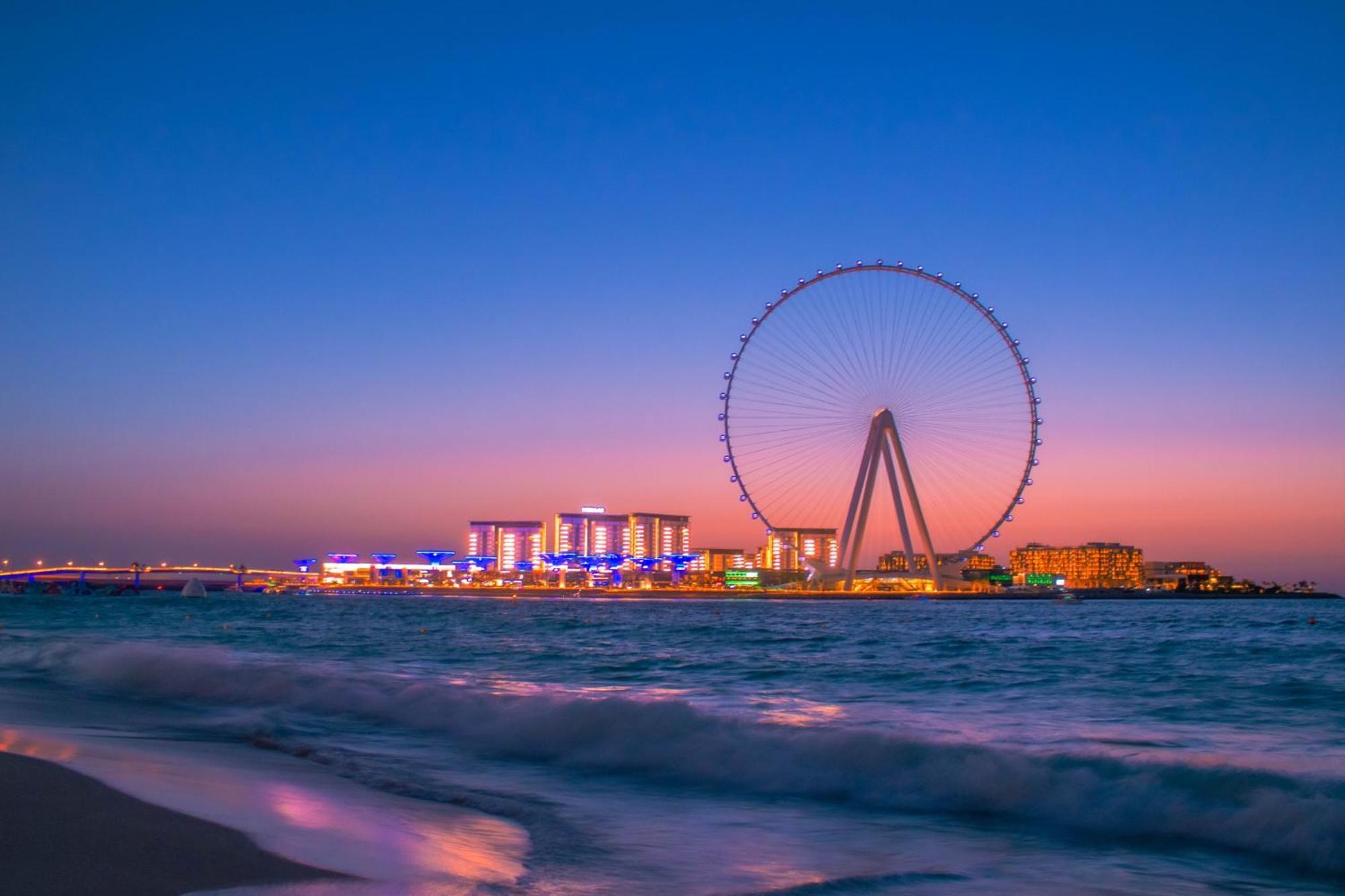 High-rise Chic, Burj Crown, Opera Boulevard View, By Mall Apartment *